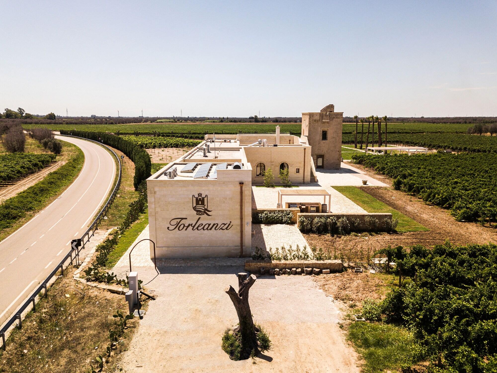 Varios Masseria Torleanzi - Wine Relais
