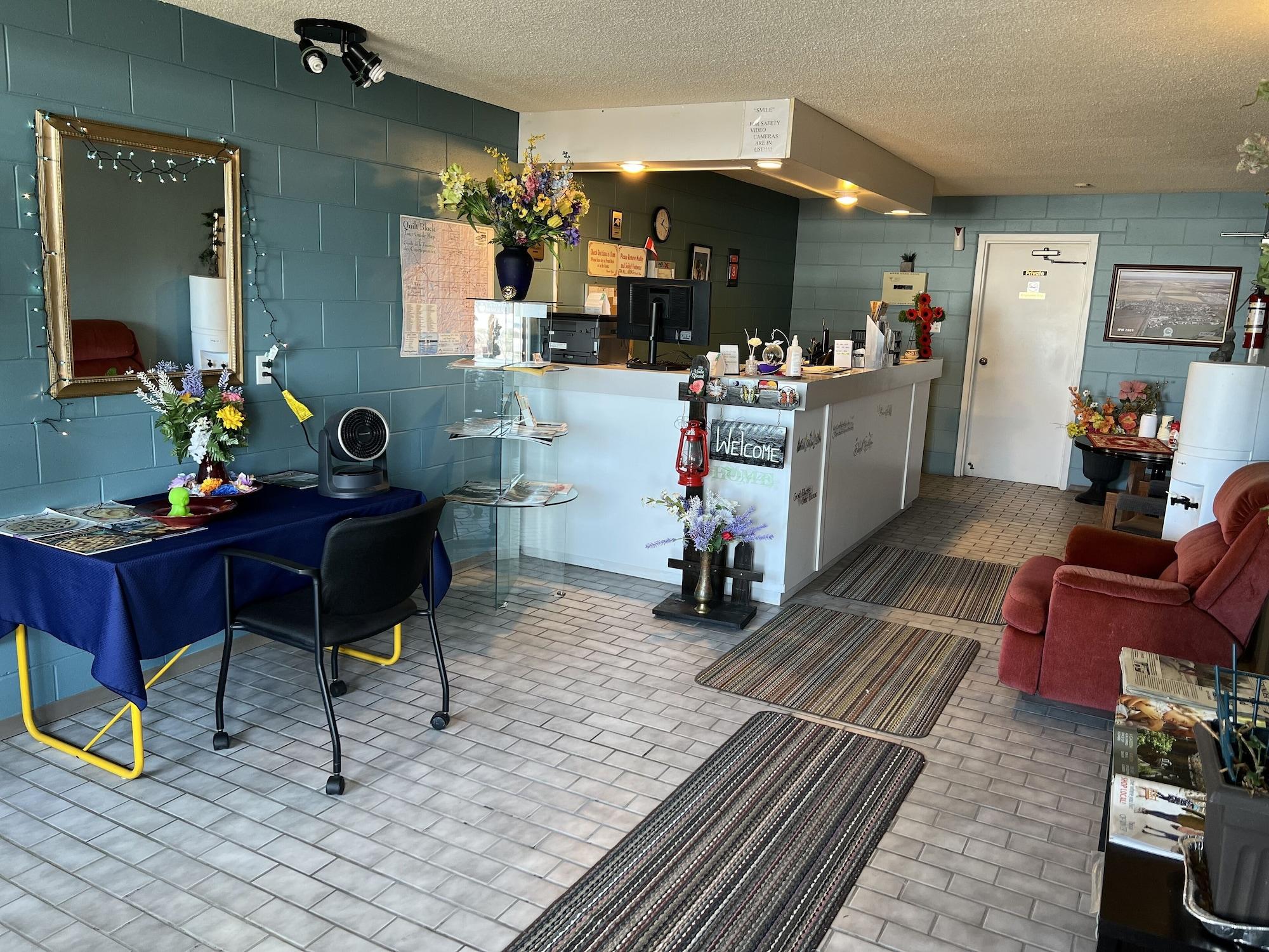 Vista Lobby Earlton Motel