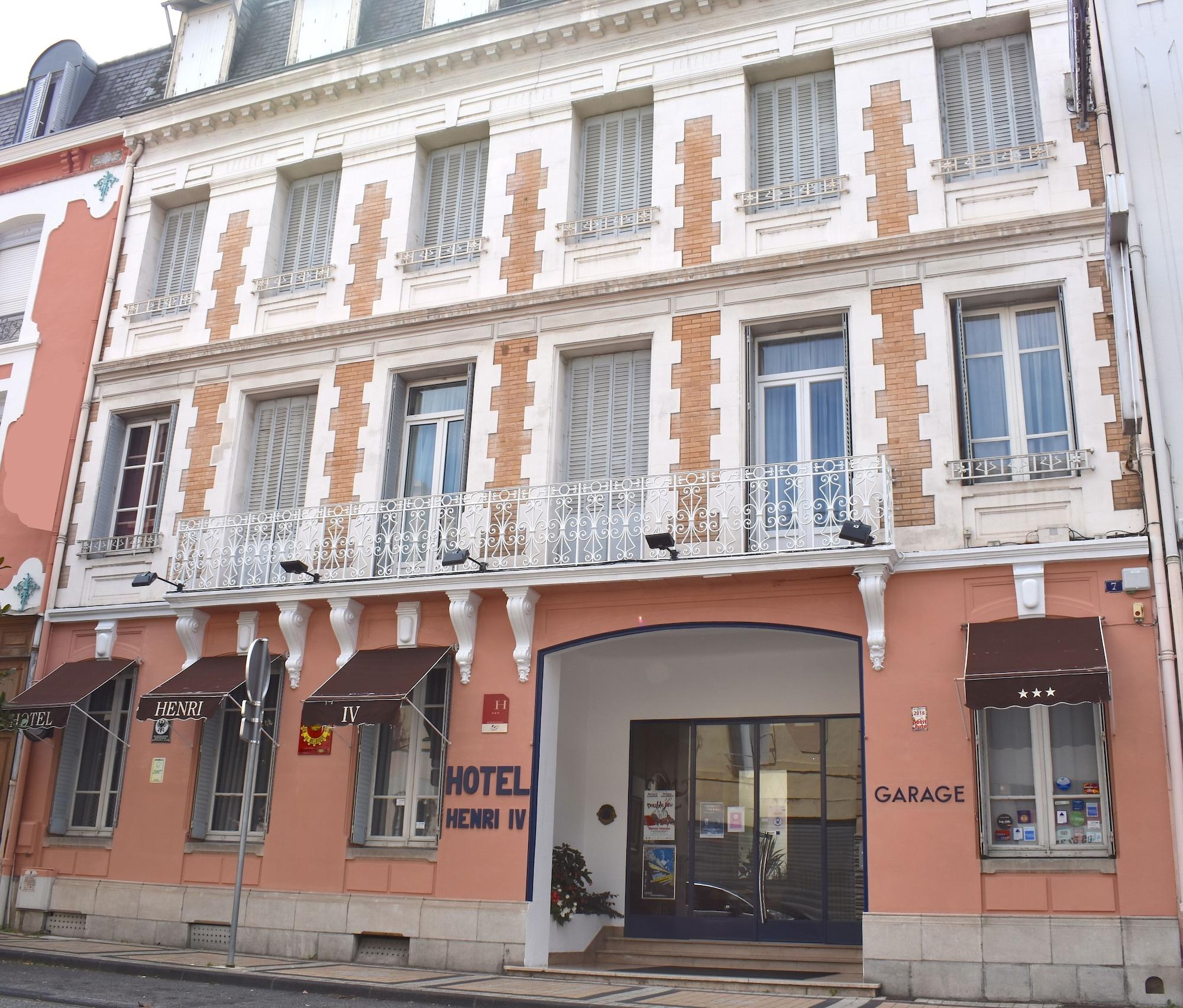 Vista Exterior Hotel Henri IV