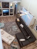Alquiler Vacacional - 5 BDRM - 3MIN TO VANDERBILT BEACH! MANSIONW/POOL!