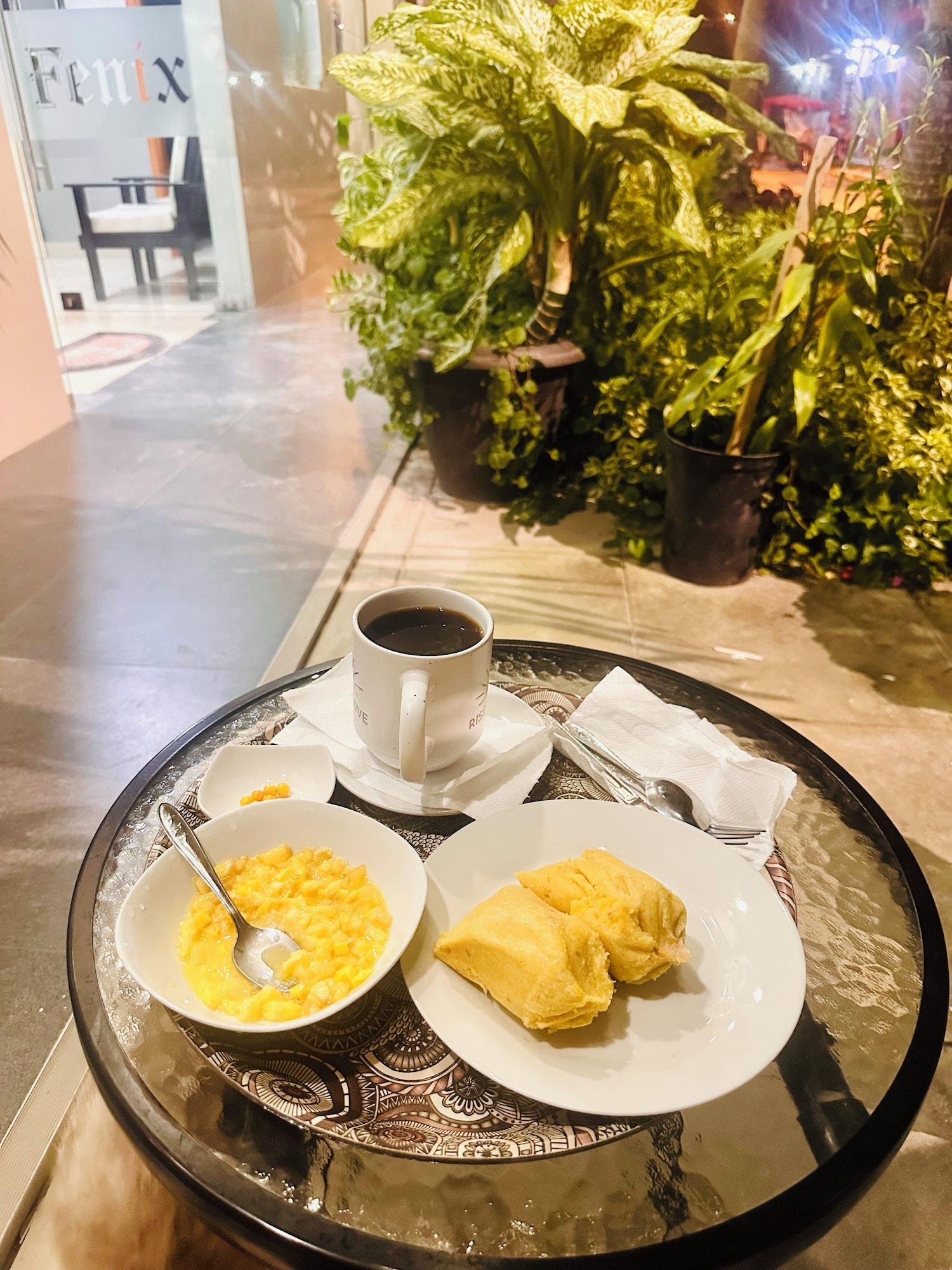 Vista Exterior Hotel Fenix