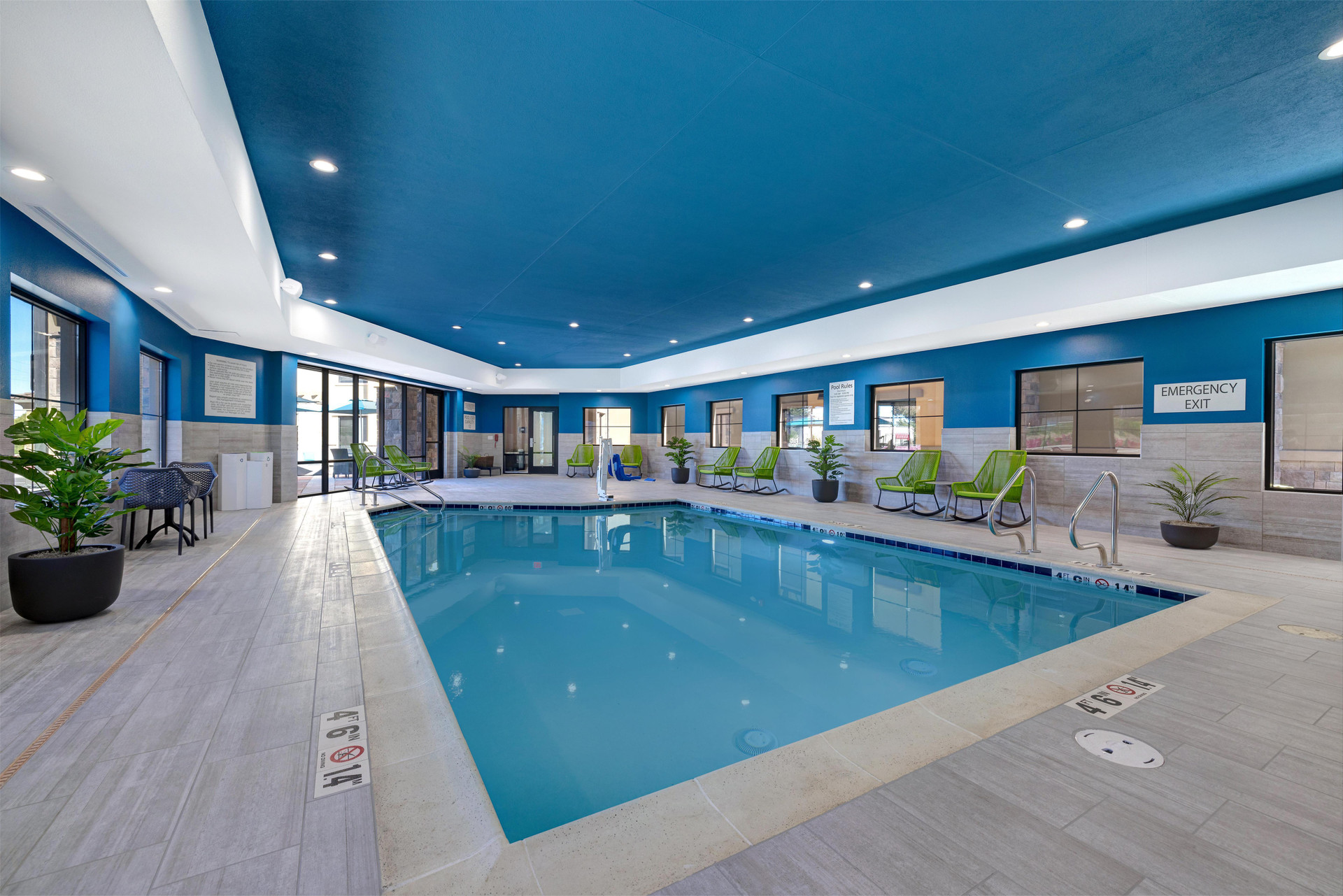 Vista Piscina Hampton Inn & Suites Marina
