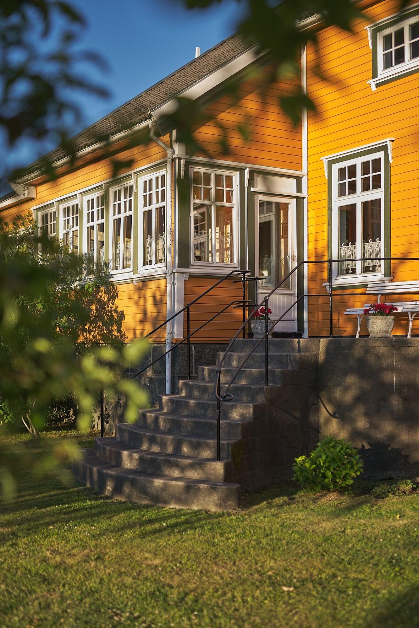 Varios Hvasser Motell