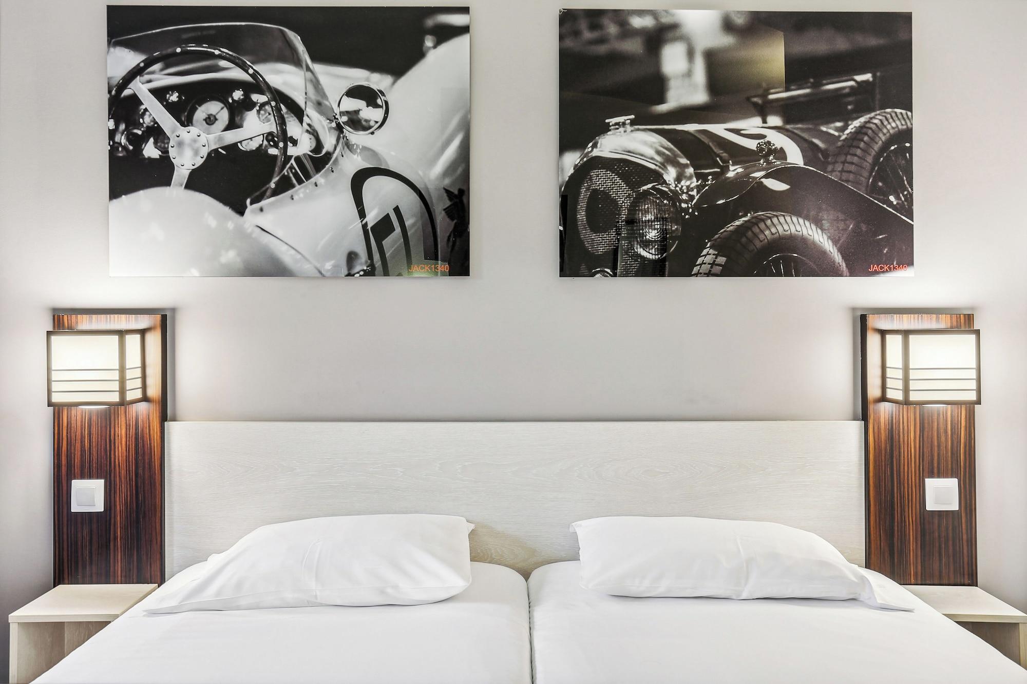 Varios Hotel AKENA La Ferté Bernard