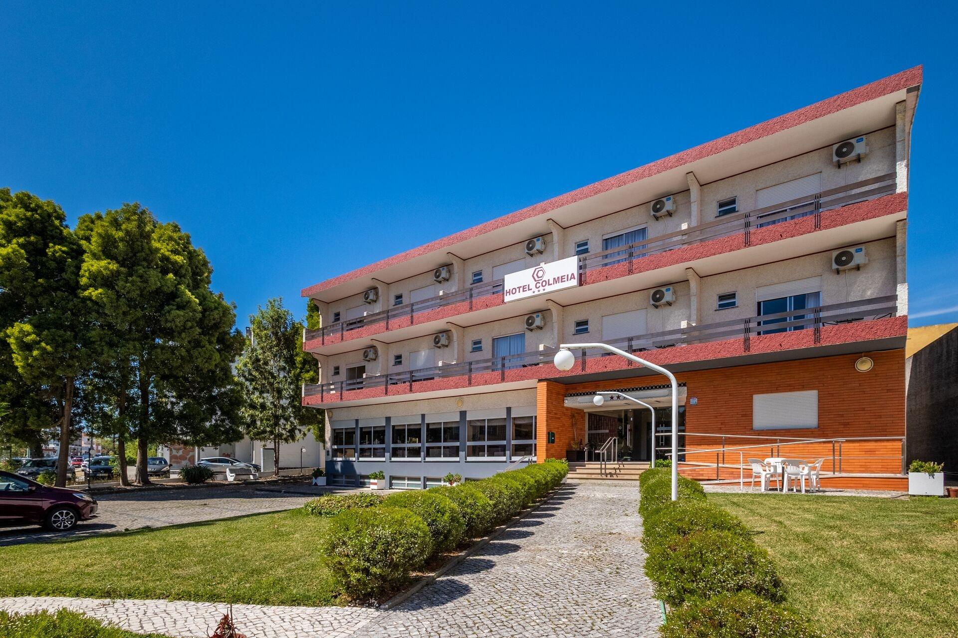 Varios HOTEL COLMEIA MONTE REAL