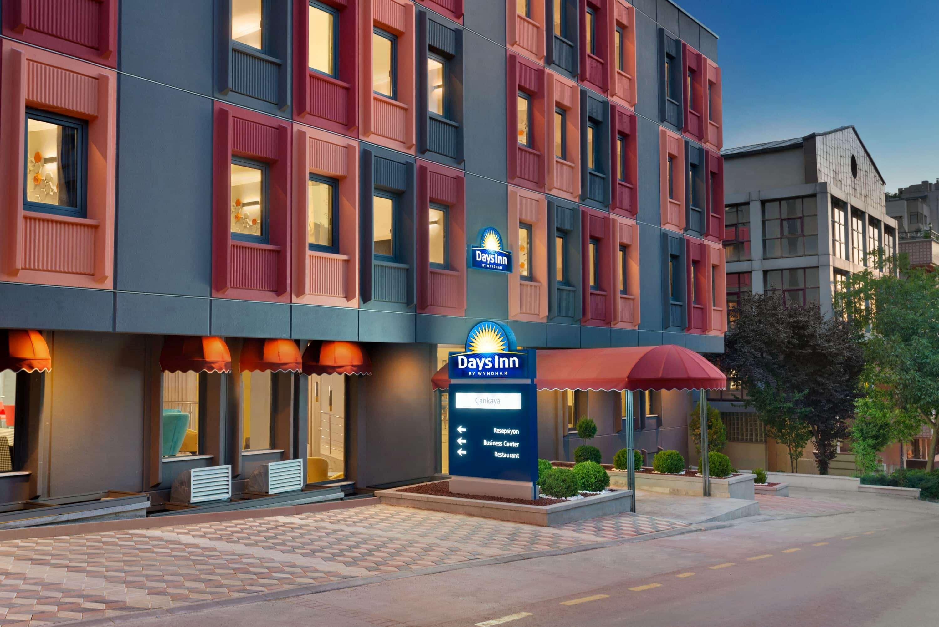 Vista Exterior Days Hotel by Wyndham Ankara Cankaya