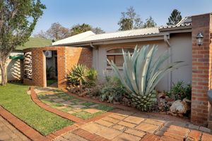 Alojamiento - Klip en Kristal Guest House