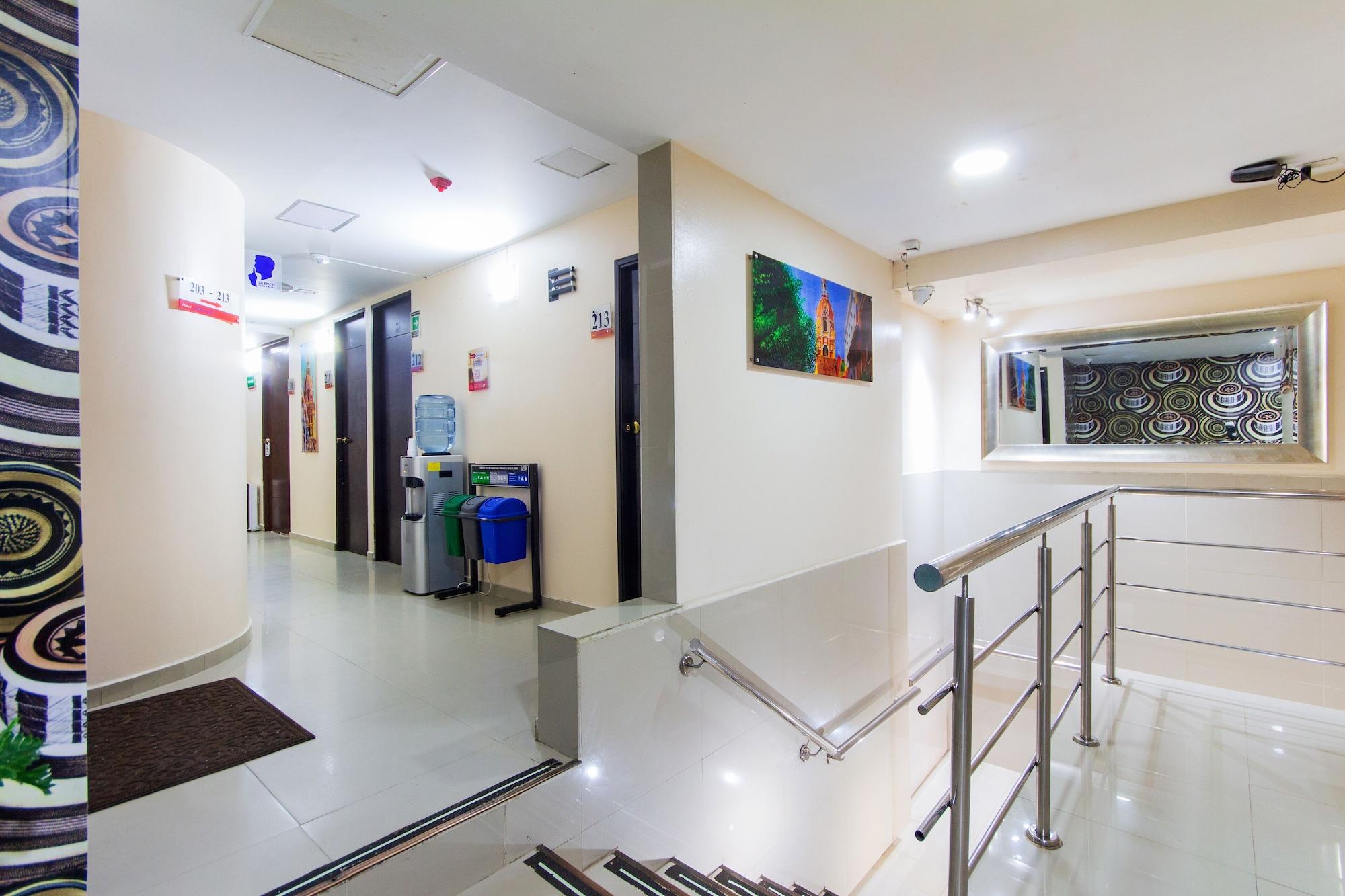 Varios Hotel Marina Suites By Geh Suites