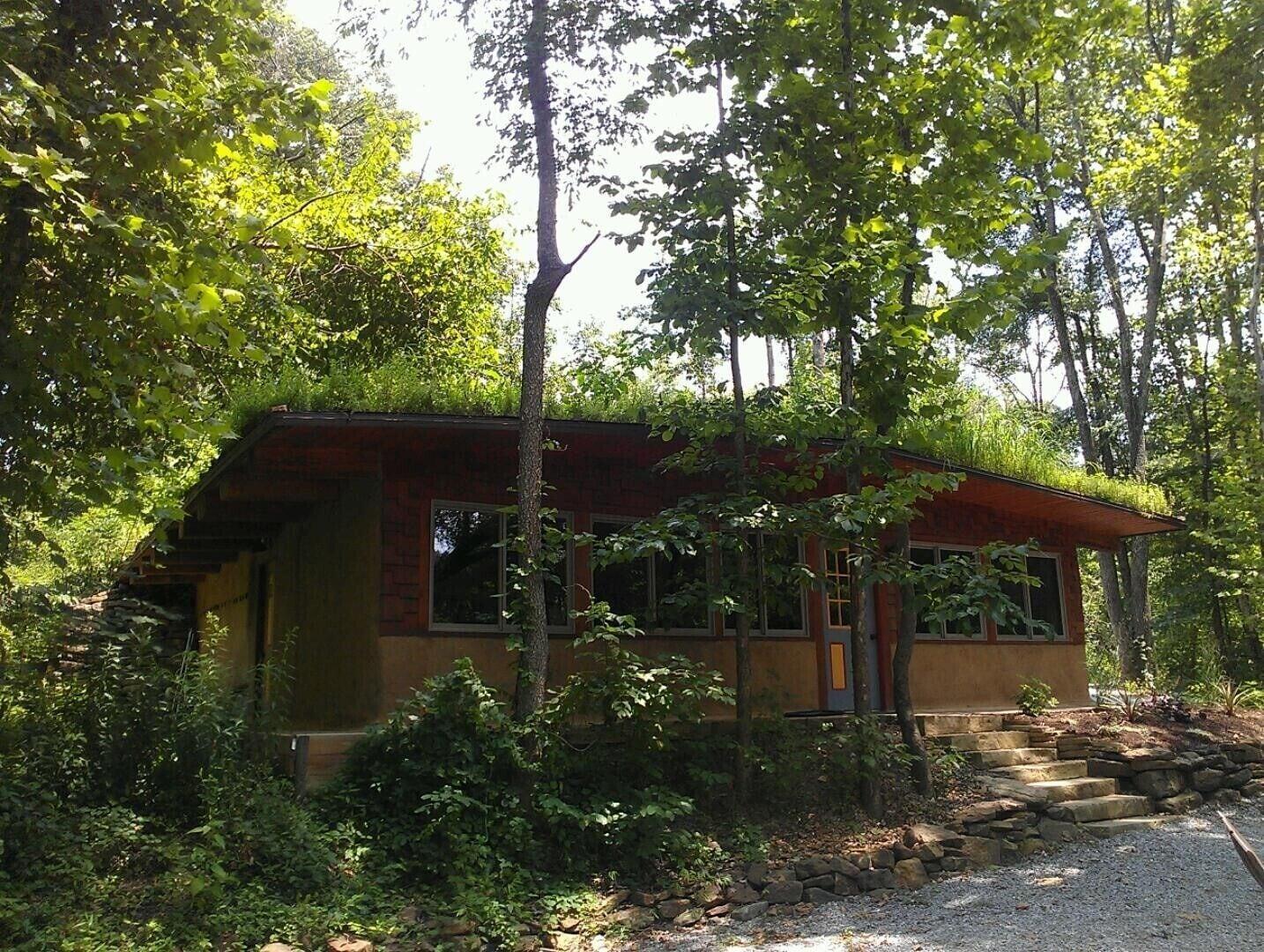 Vista Exterior Makanda Inn