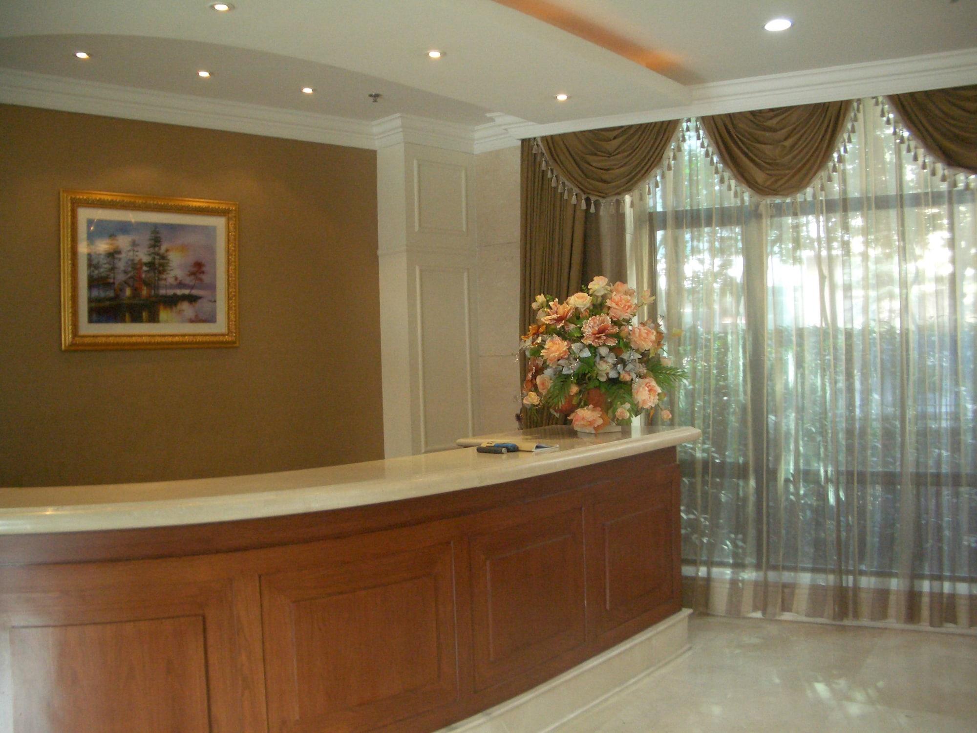 Vista Lobby Ladoll Service Apartment