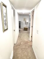 Alquiler Vacacional - Luxury 1- bedroom secondary suite close to Airport.