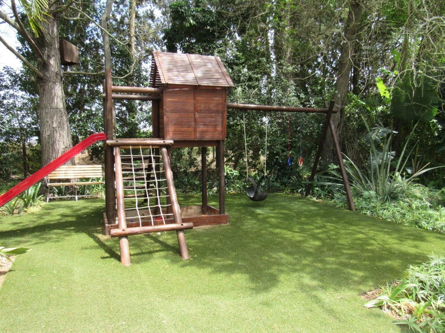 Instalaciones Recreativas Happy Lands Self Catering B&B