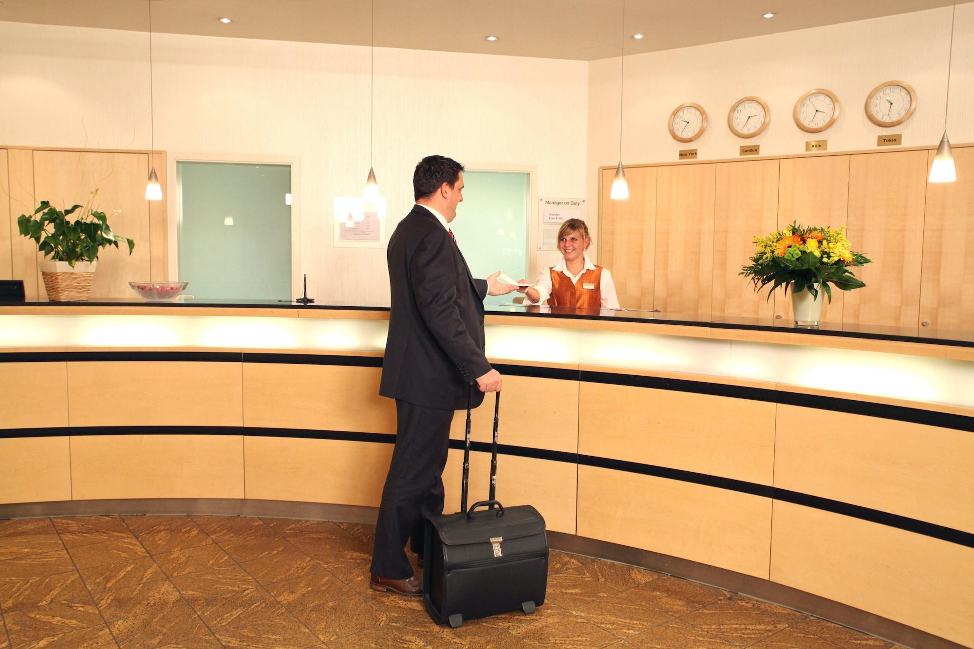 Vista Lobby Mercure Hotel Köln City Friesenstraße