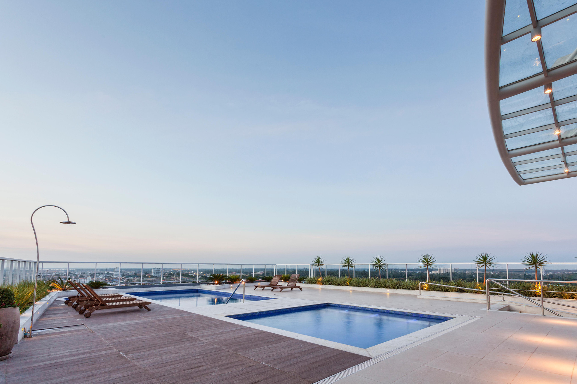 Vista da piscina Stada Hotels