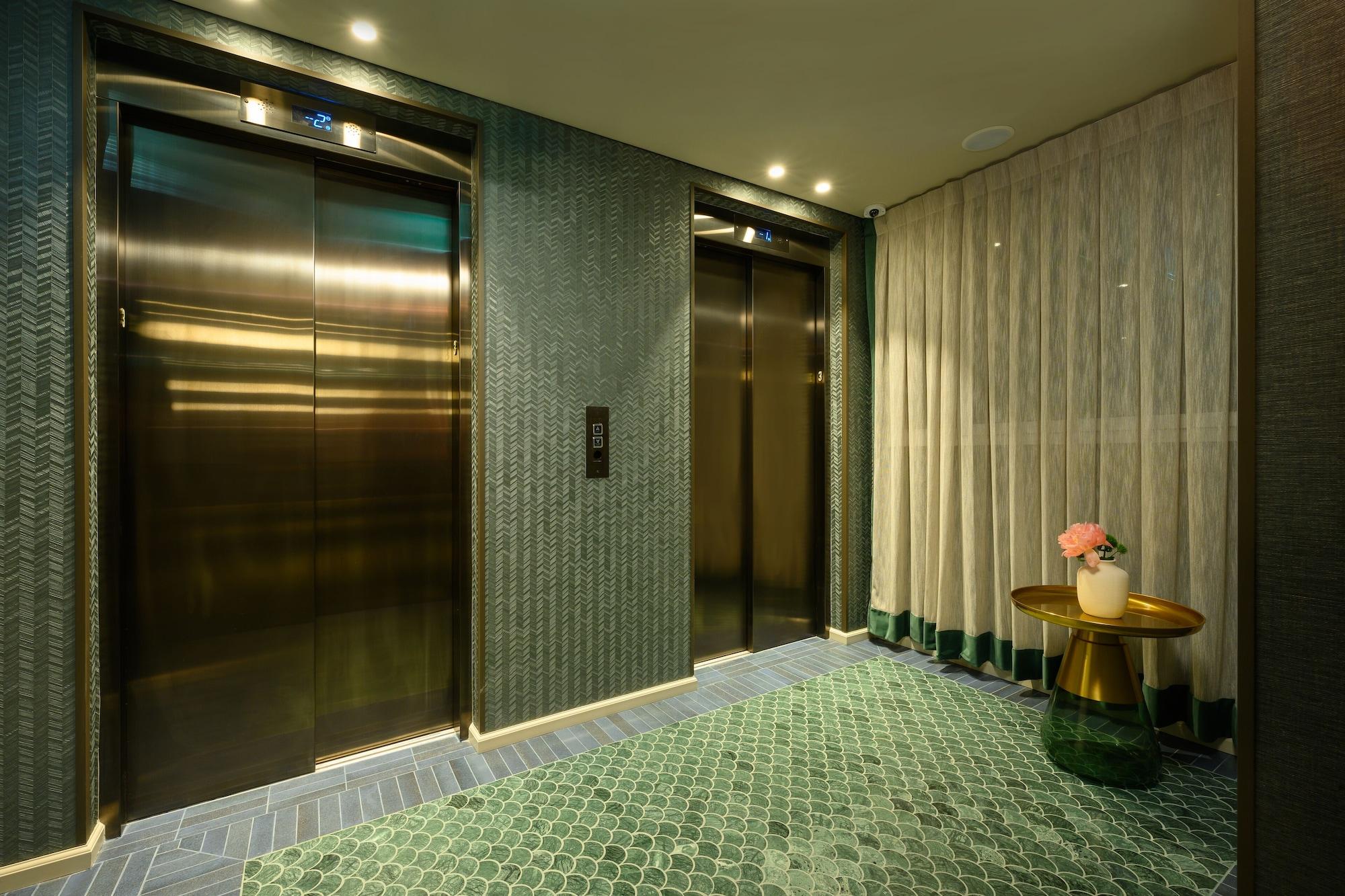 Vista Exterior Jewel TLV Hotel