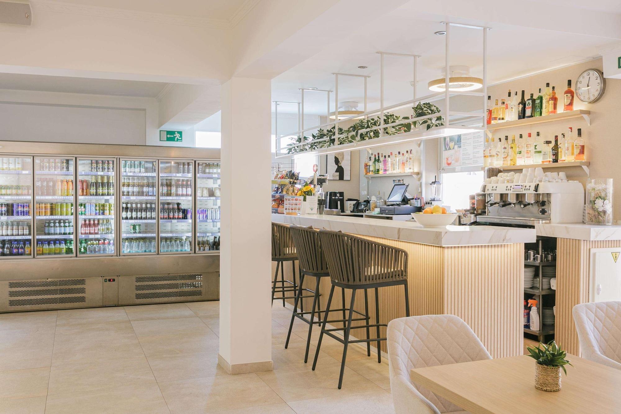 Bar/Salón Hotel Gabarda