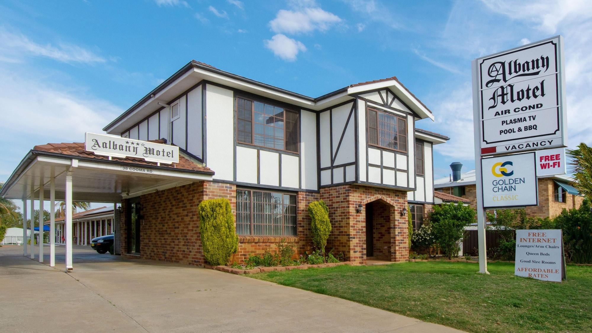 Varios Aalbany Motel