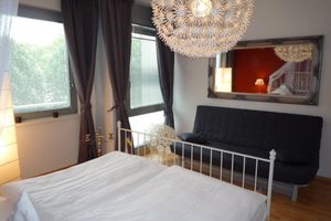 Renta temporal - Museum Island and Gendarmenmarkt! Sights on foot, elevator & balcony underground!