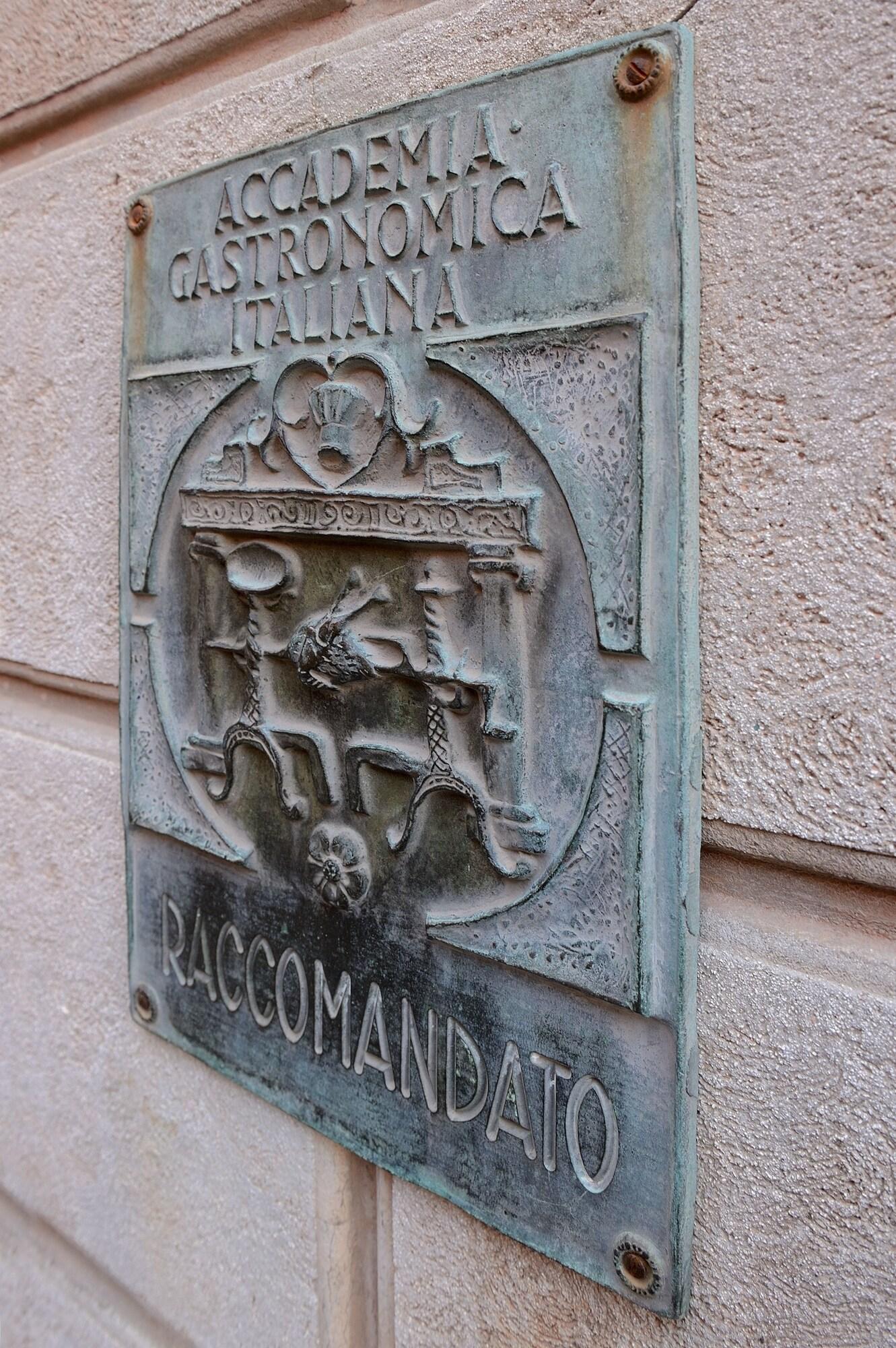 Vista Exterior Hotel Paganelli