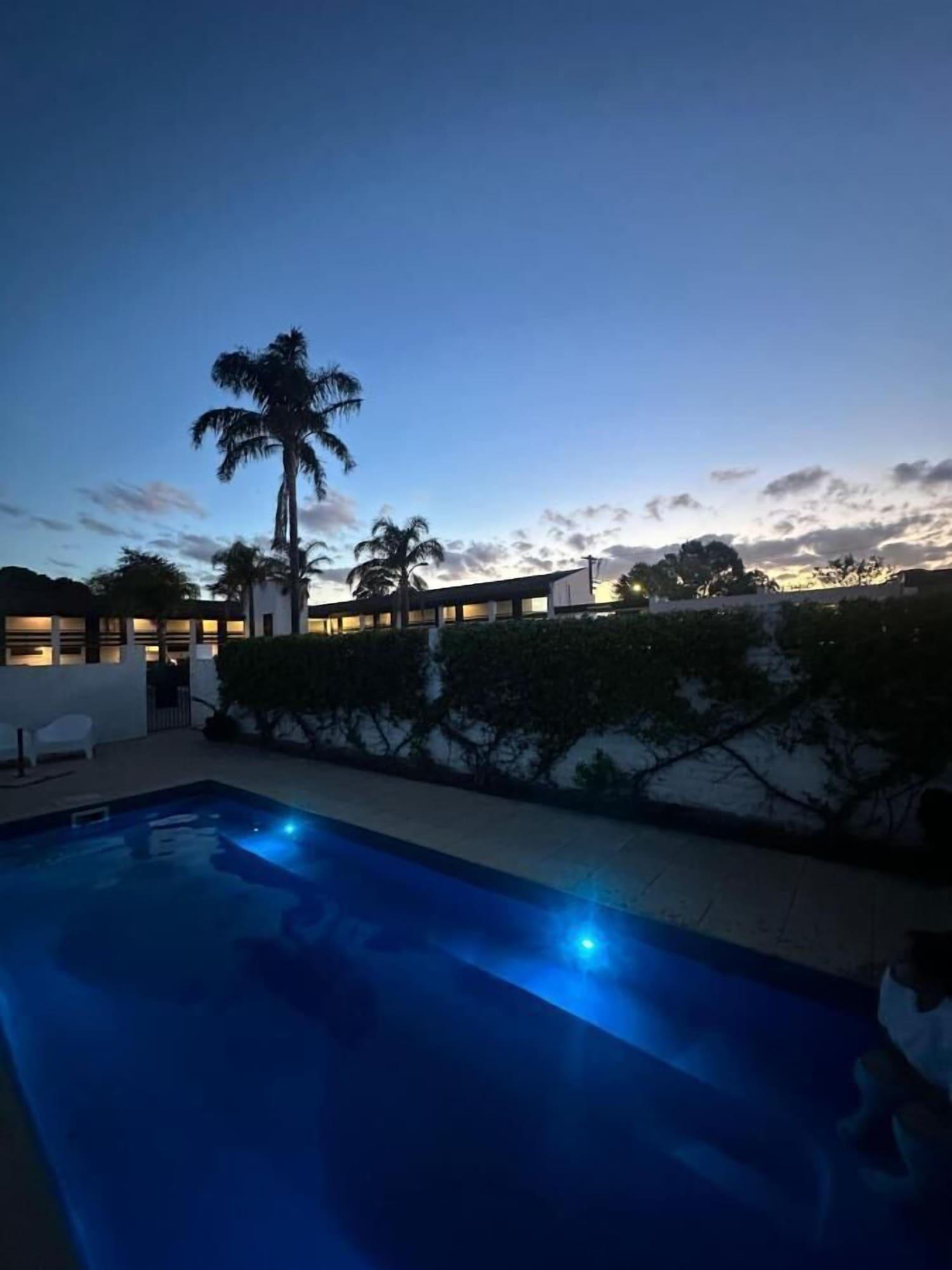 Vista Piscina The Matador