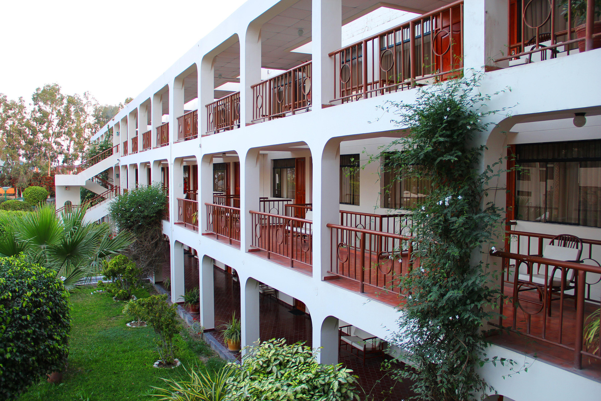 Vista Exterior Hotel Villa de Valverde