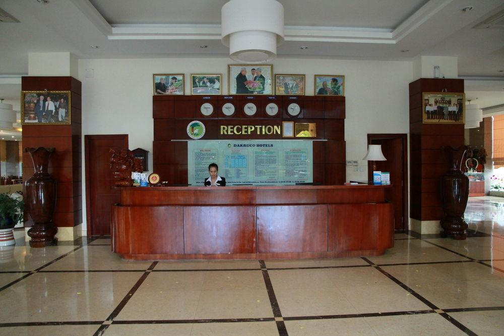 Vista Lobby Dakruco Hotel