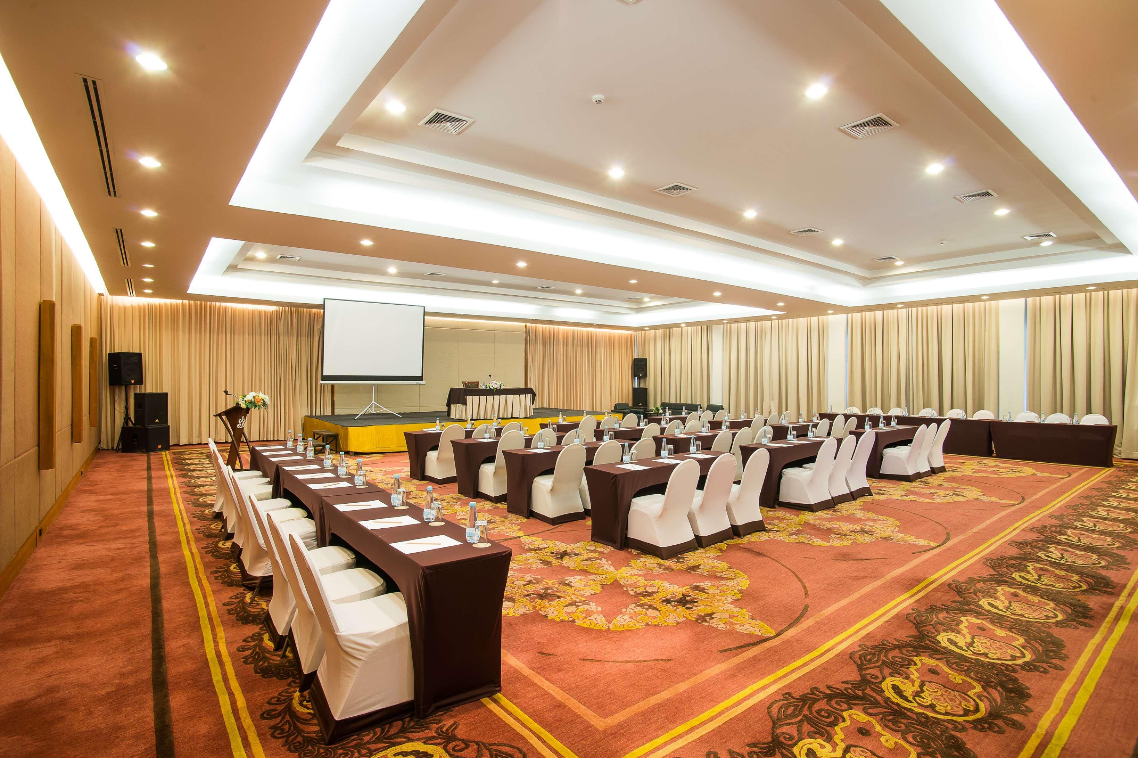 Centro de Negocios Tawa Ravadee Resort