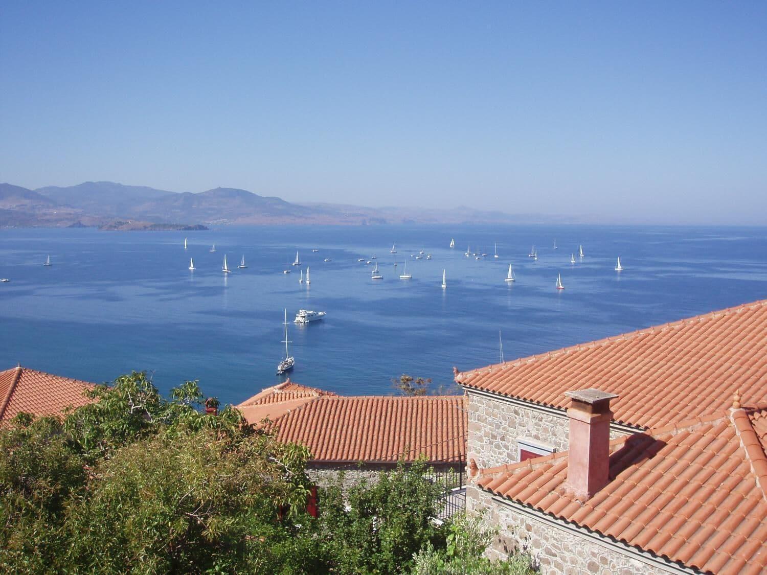 Playa The Schoolmistress With the Golden Eyes