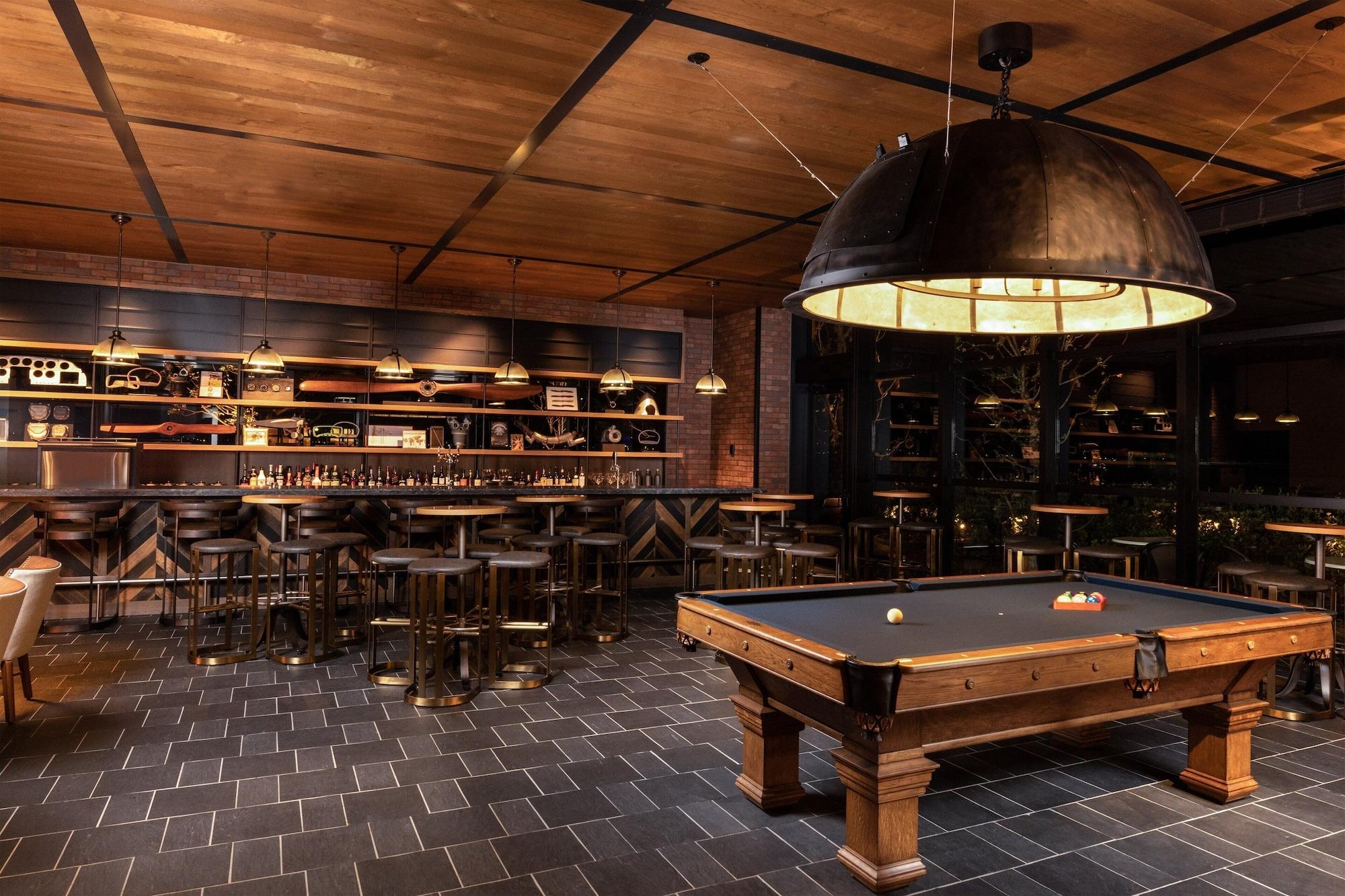 Bar/Salón Four Points by Sheraton Nagoya, Chubu International Airport