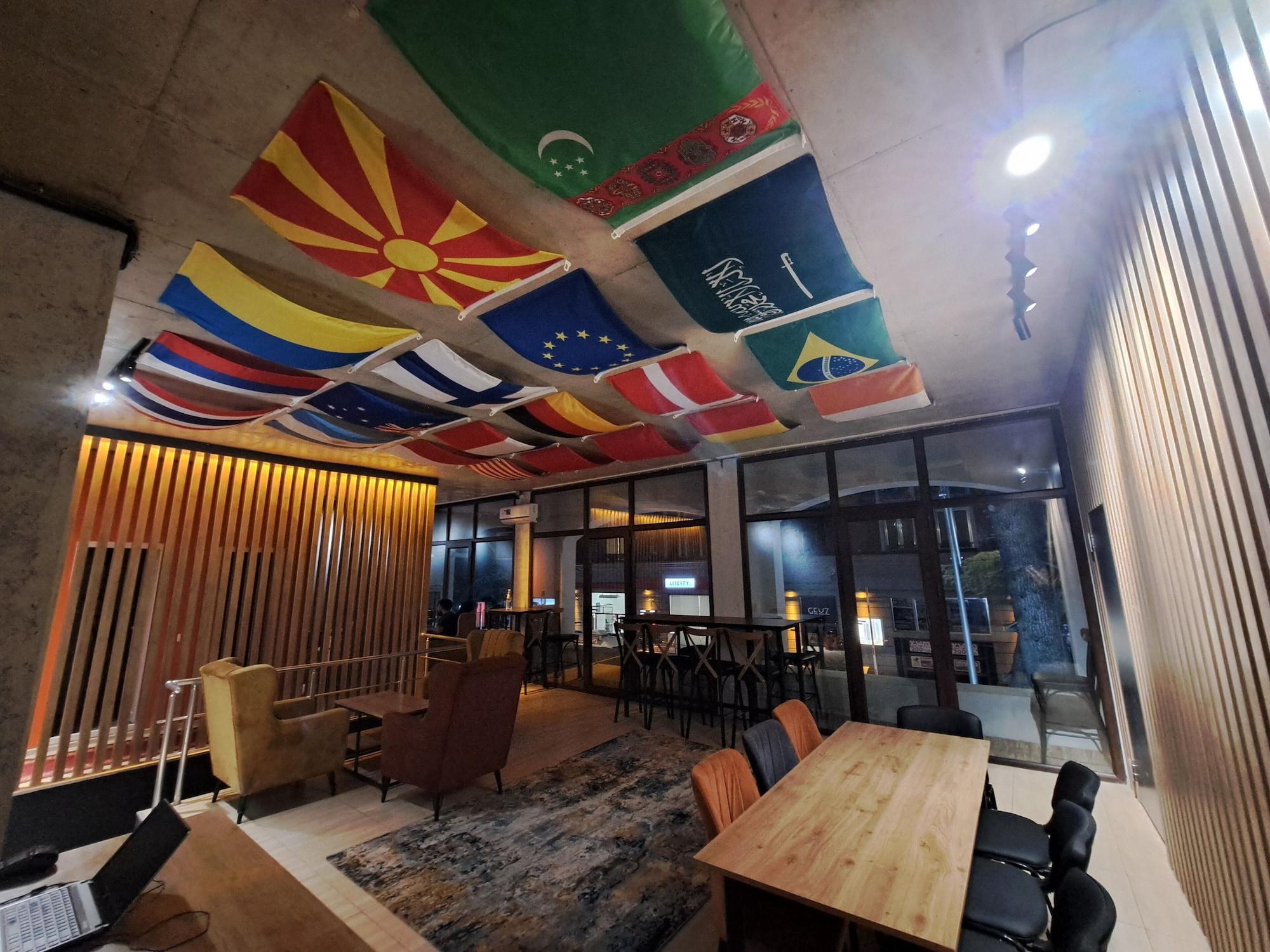 Comodidades del Alojamiento Karvi Hostel & Suites