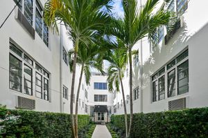 undefined - Lincoln Arms Suites