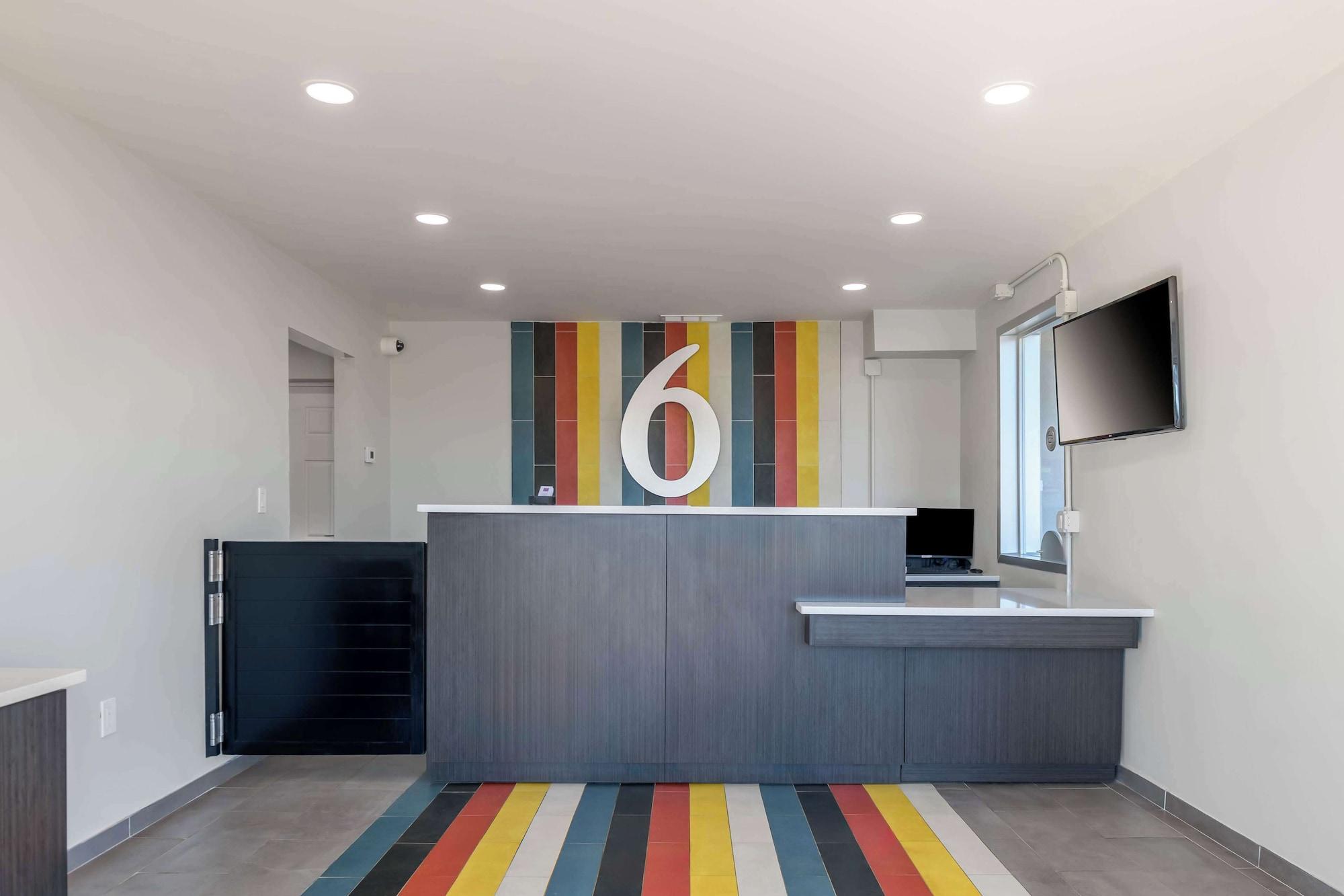 Vista Lobby Motel 6 Commerce, GA