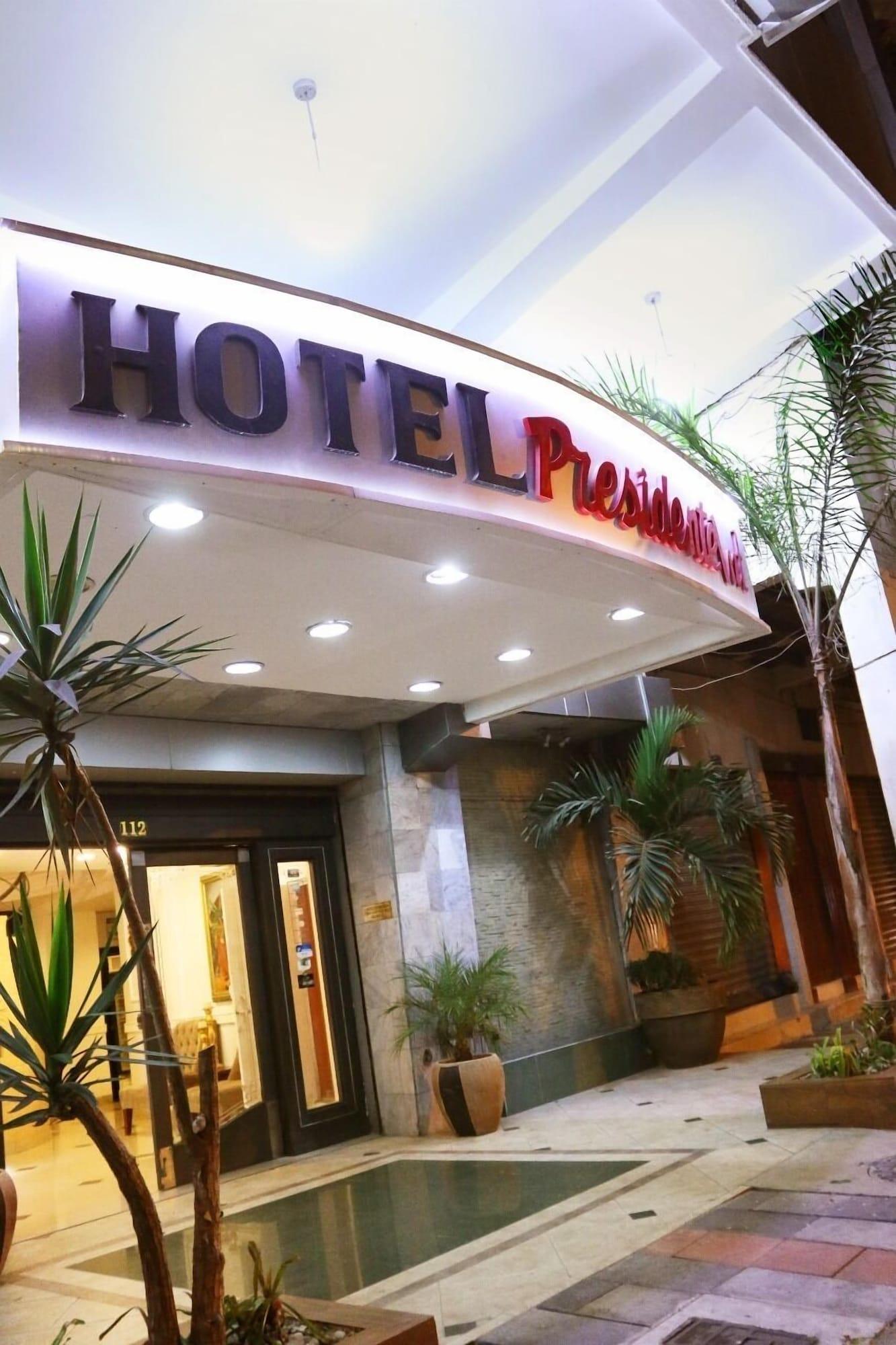 Vista Exterior Hotel Presidente Internacional