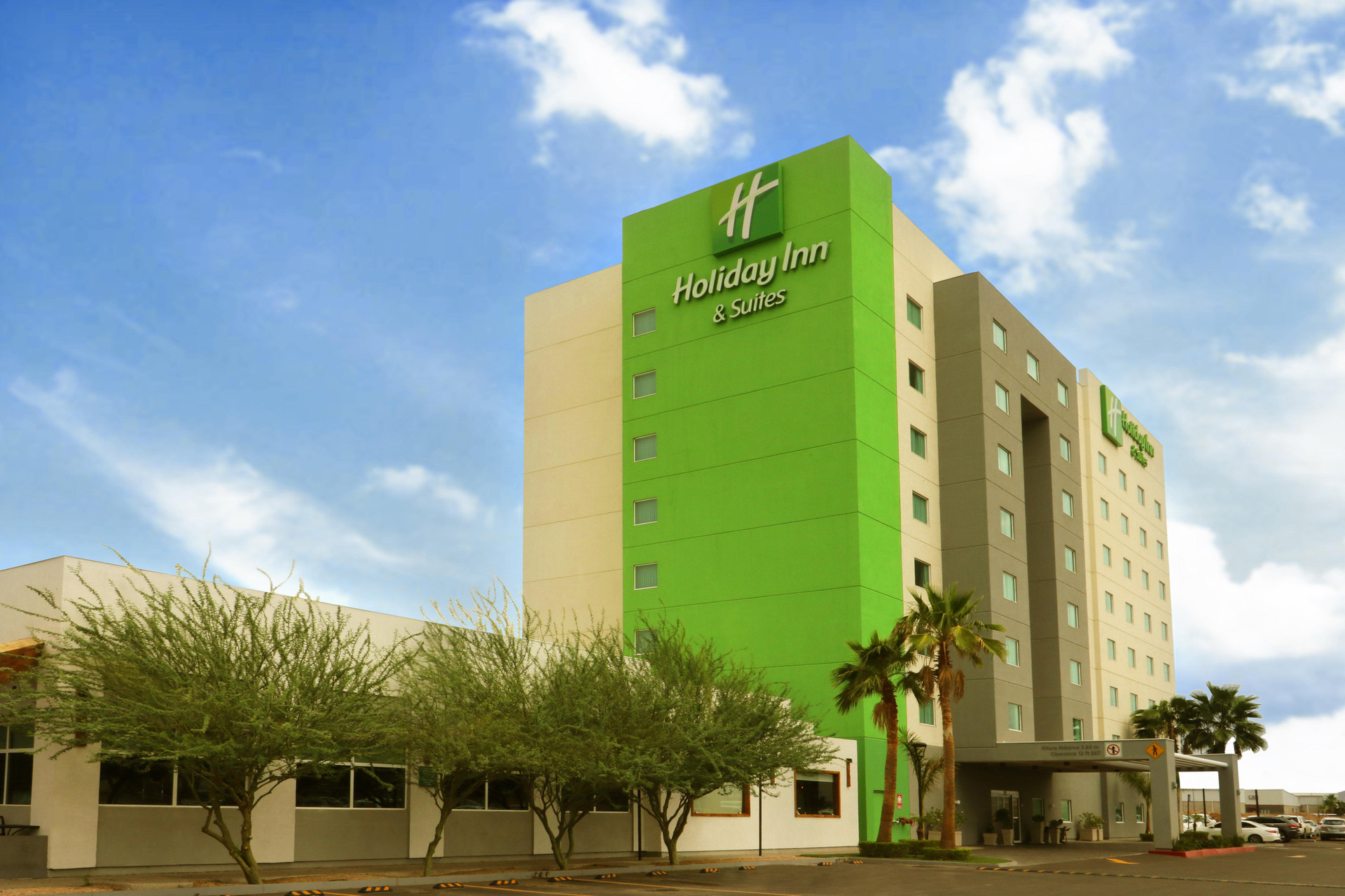 Vista Exterior Holiday Inn Hotel & Suites Hermosillo Aeropuerto by IHG