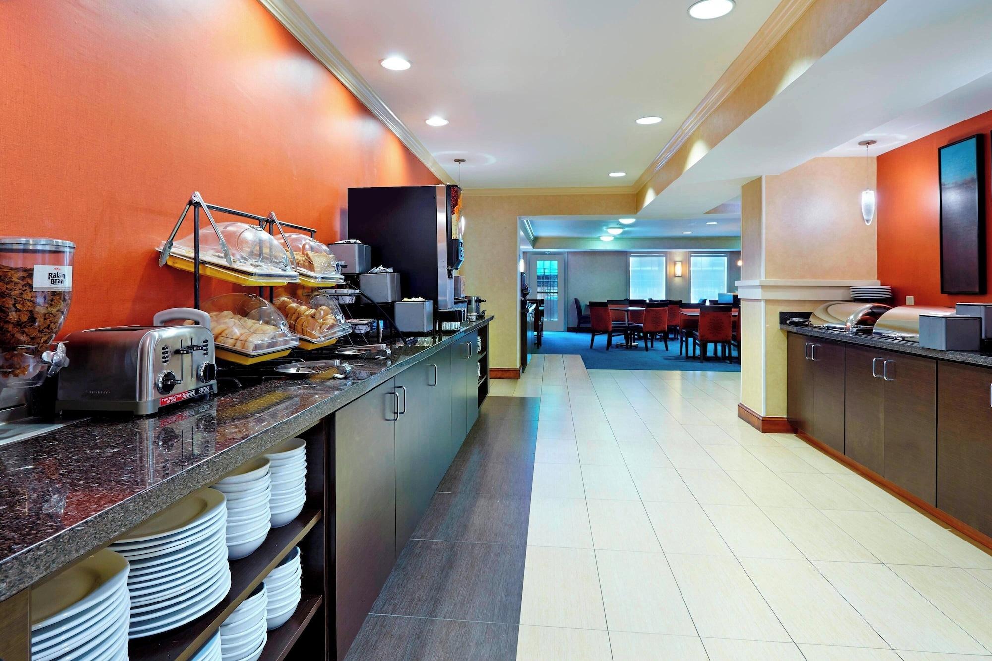 Restaurant Residence Inn by Marriott Houston by The Galleria