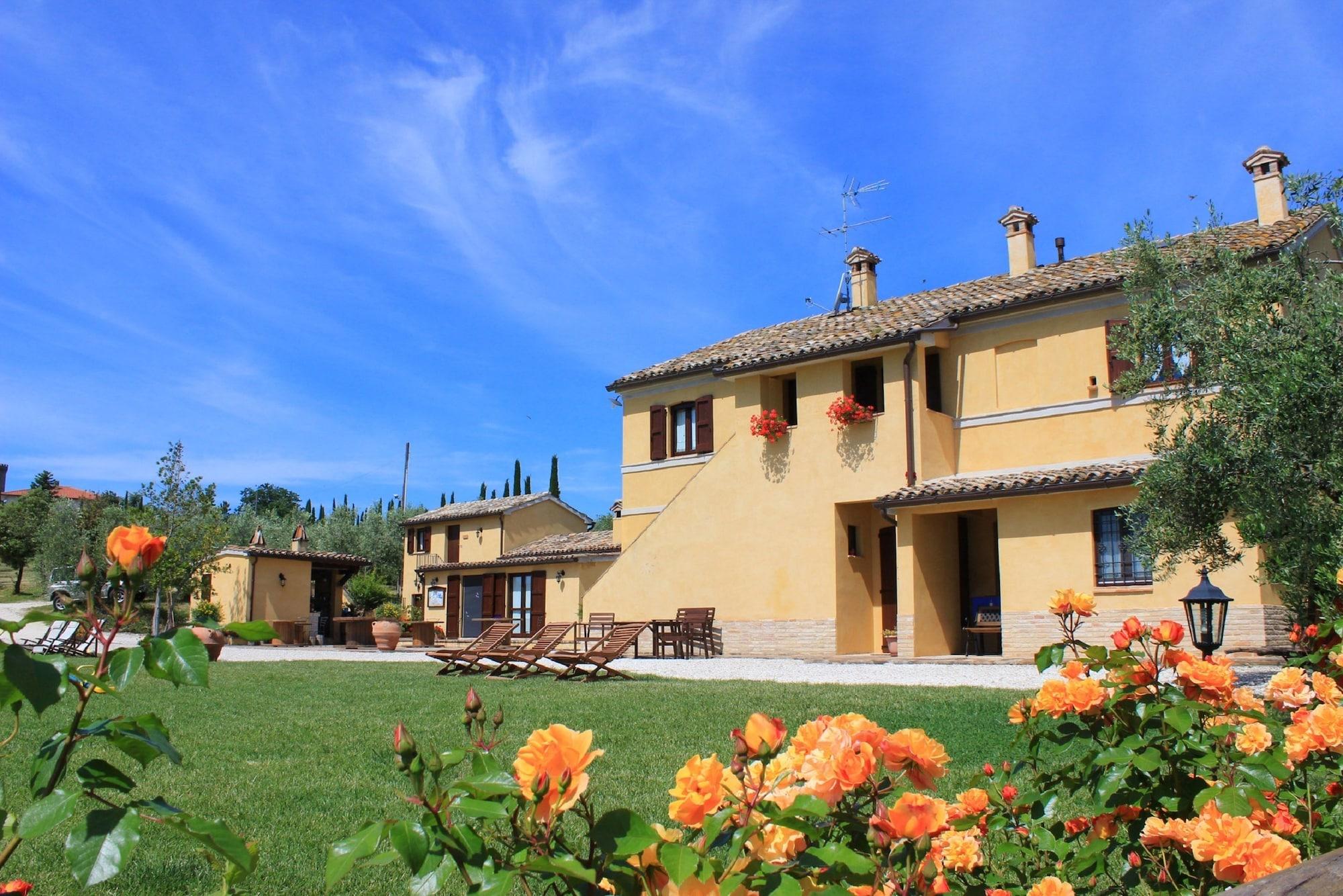 Varios Al Crepuscolo Agriturismo