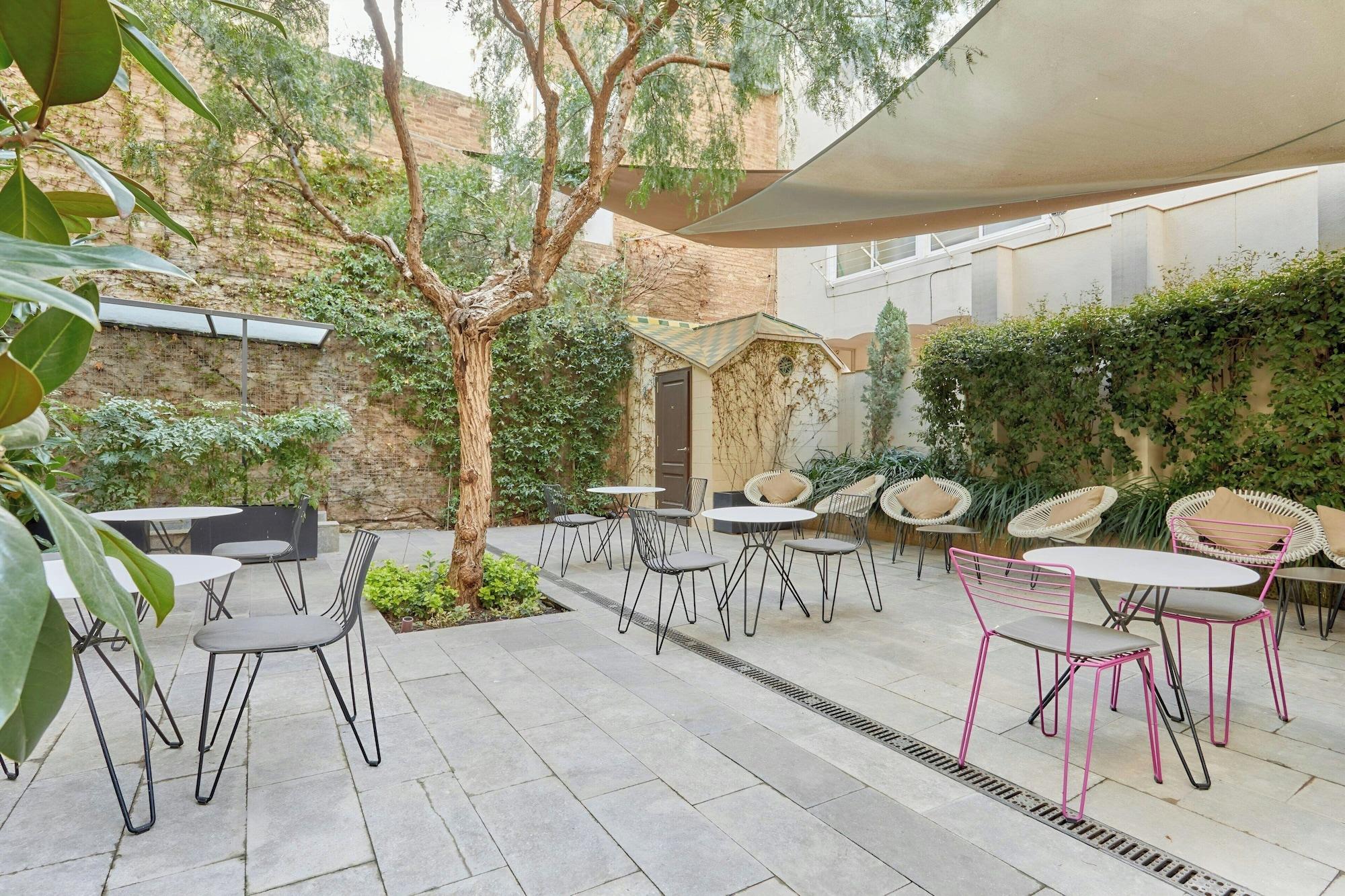 Comodidades del Alojamiento Le Palacete Hotel Gracia District, Sonder by Marriott Bonvoy