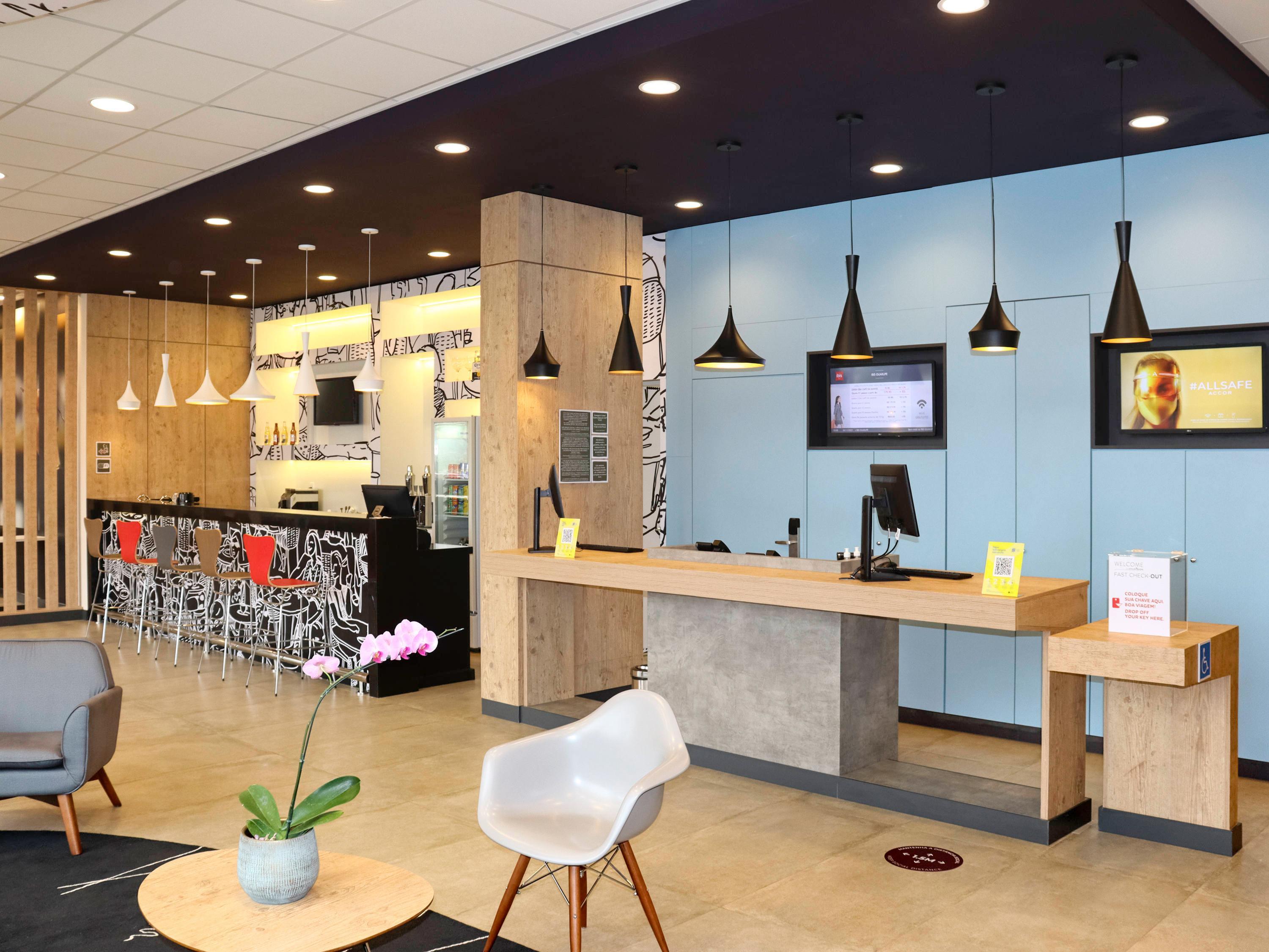 Vista Exterior Ibis Guaxupe