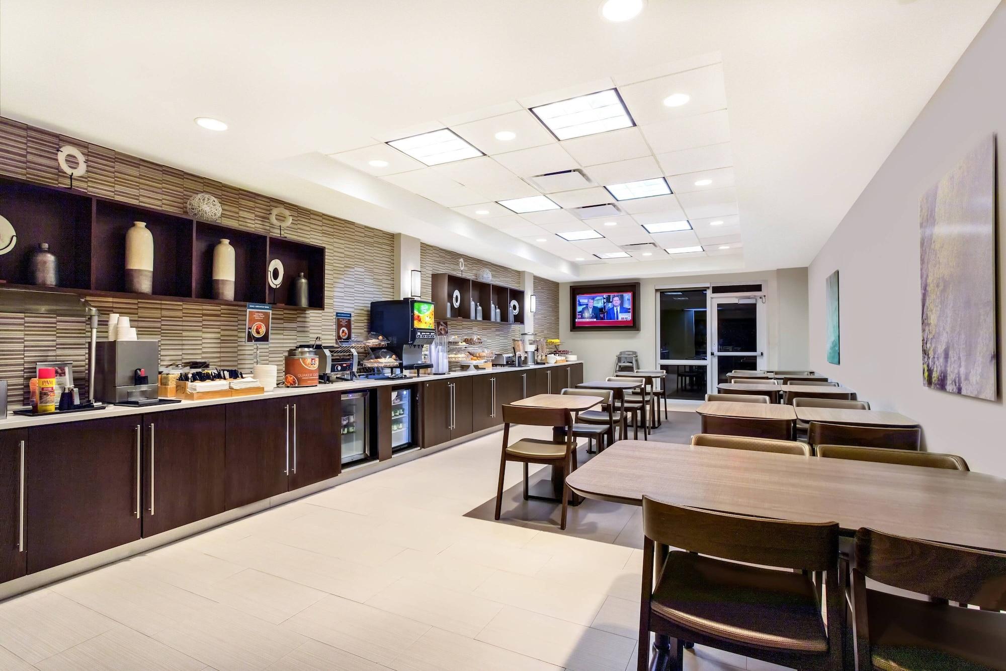 Restaurant SpringHill Suites by Marriott Miami Airport South Blue Lagoon Area