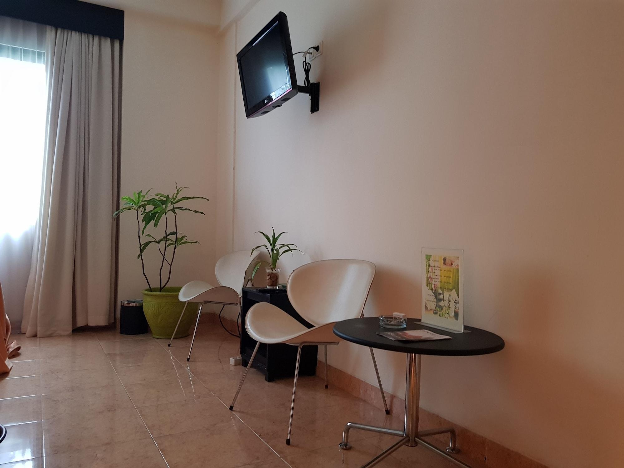 Spa PrimeBiz Hotel Karawang