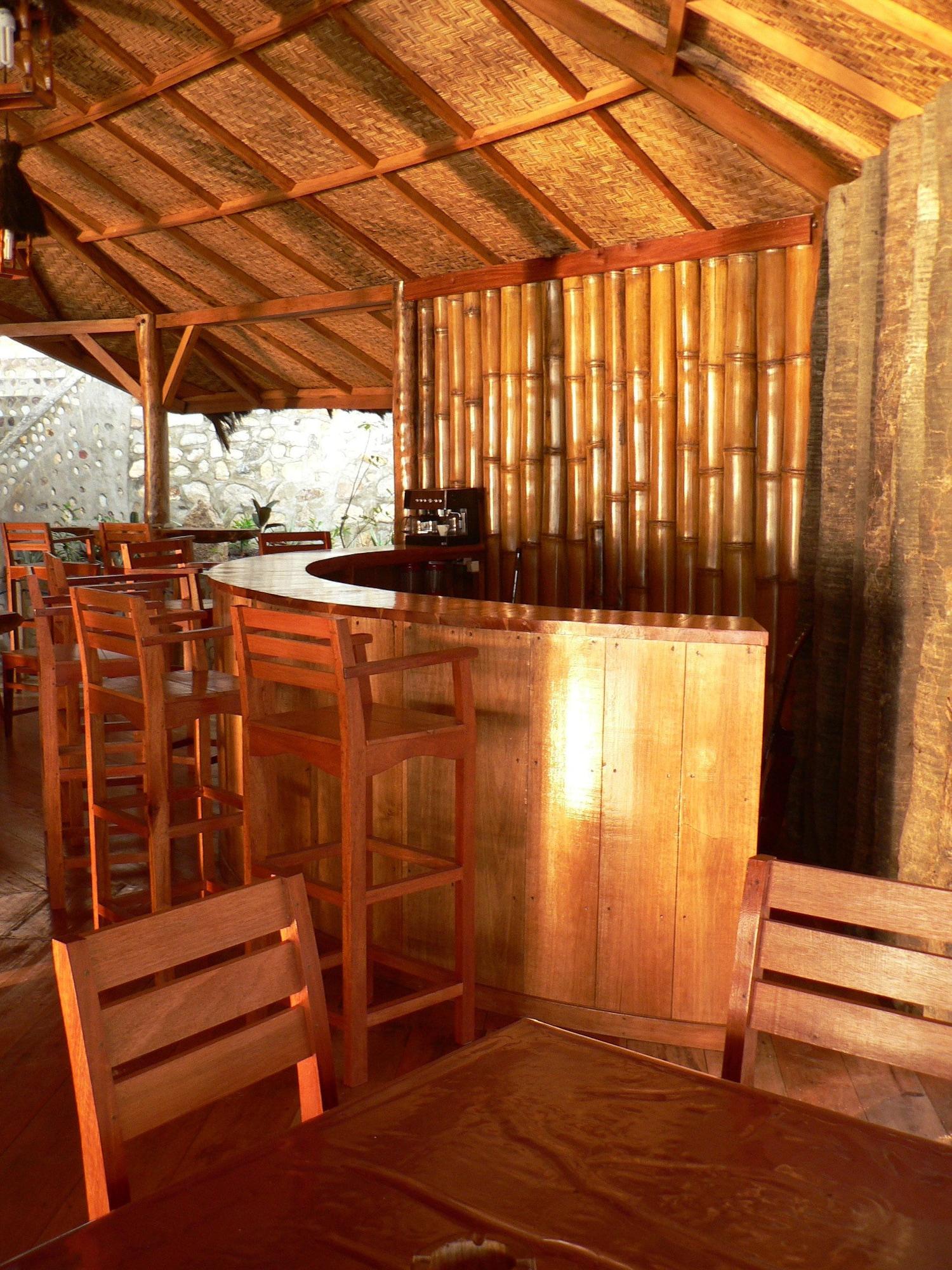 Bar/Salón Waecicu Eden Beach Hotel