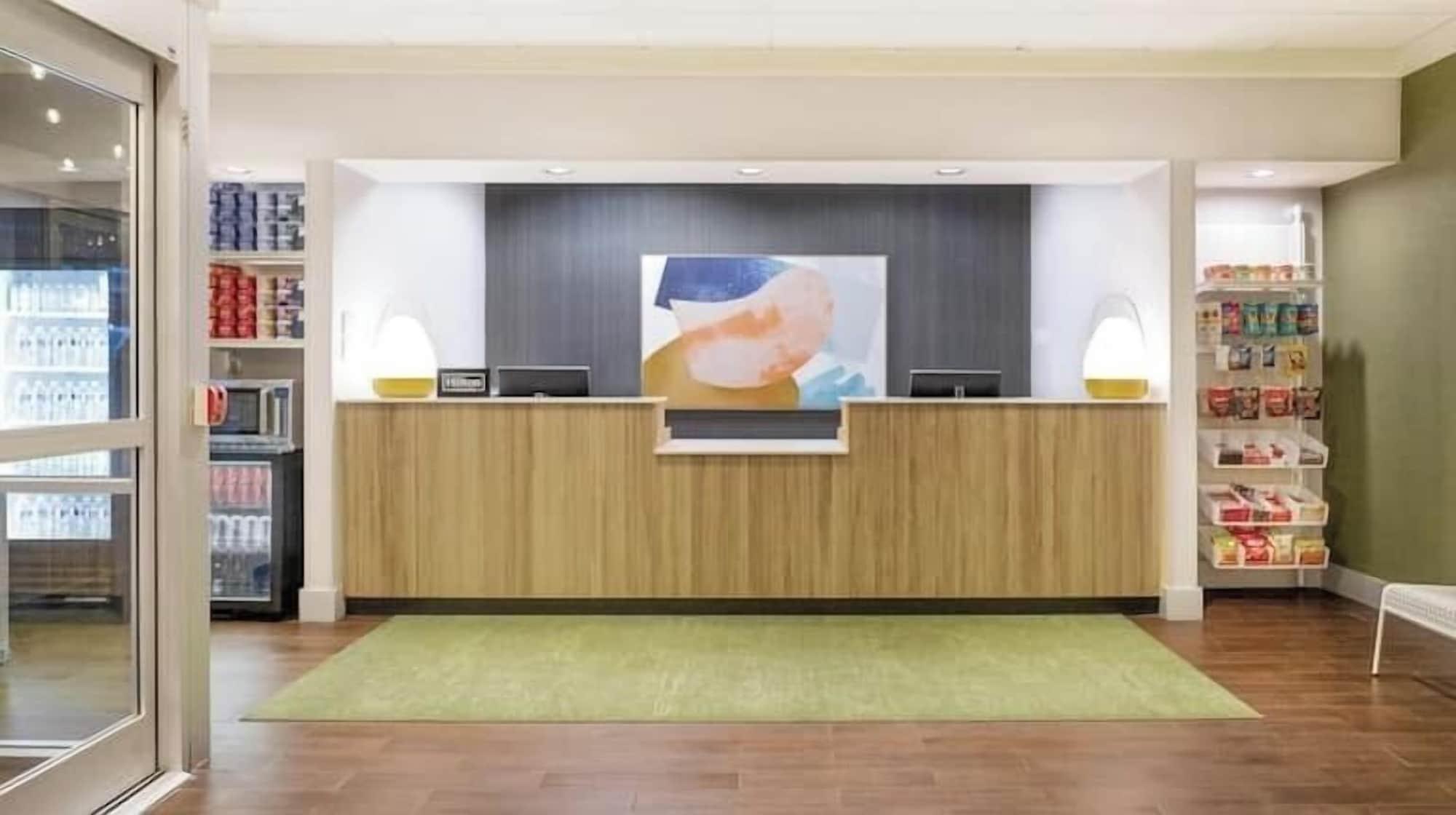 Varios Spark by Hilton El Paso University