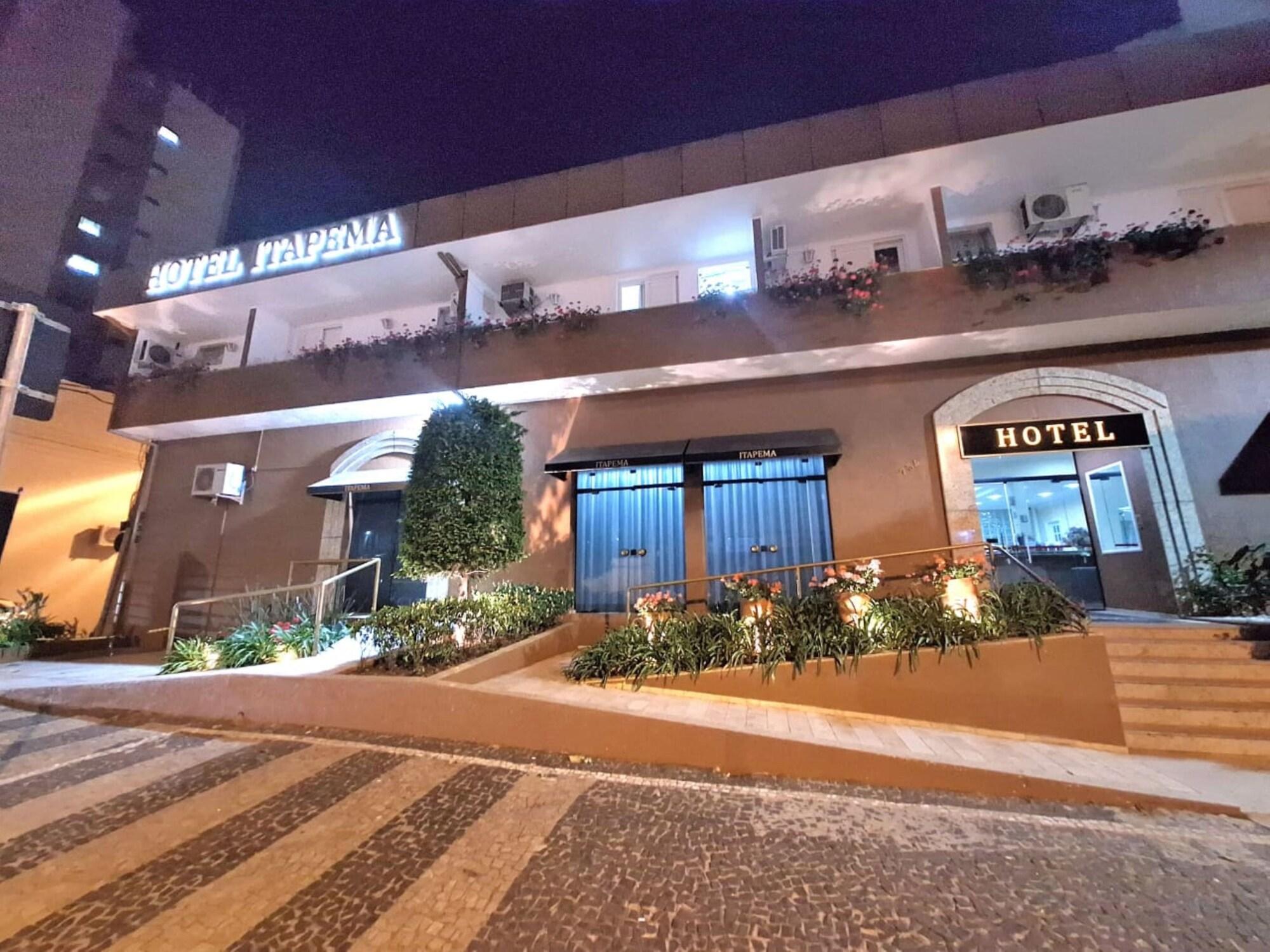 Vista Exterior Hotel Itapema