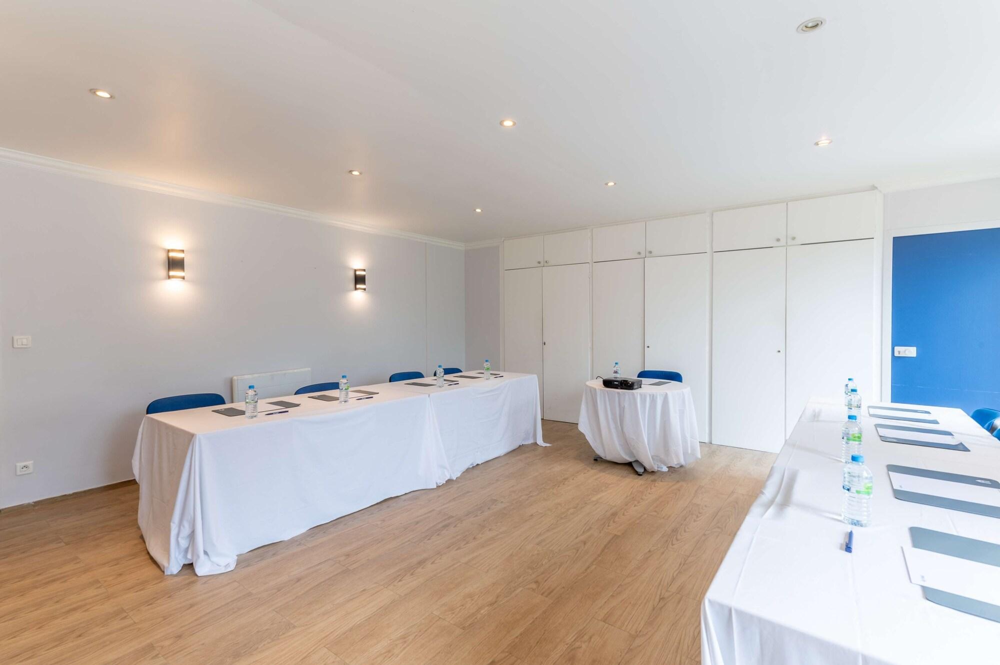 Sala de Reuniones Kyriad Creil - Chantilly Nord