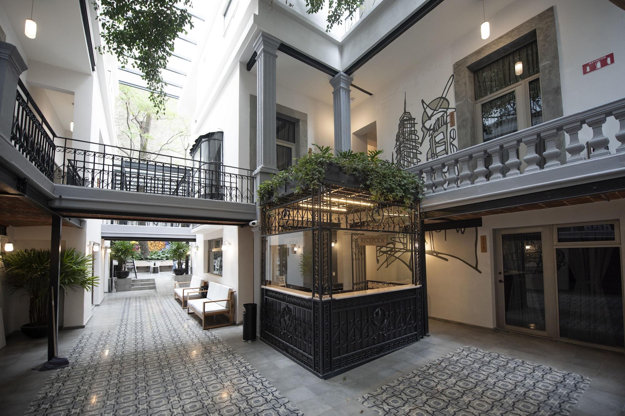 Vista Exterior Hotel MX condesa CDMX, Trademark Collection by Wyndham