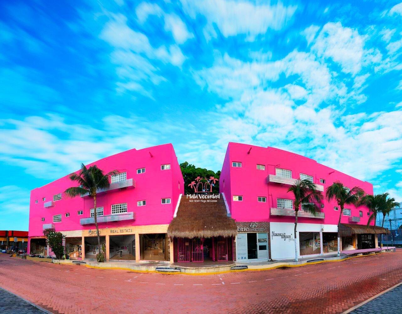 Vista Exterior Mala Vecindad Playa