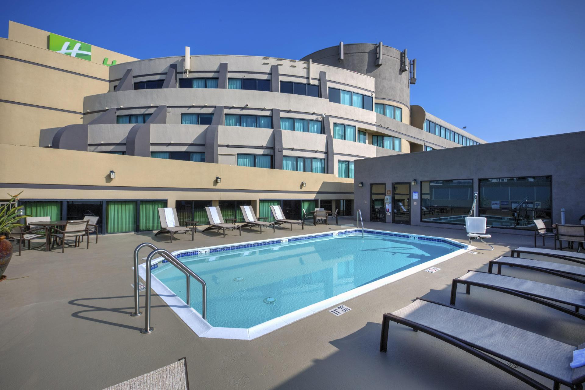 Vista Piscina DoubleTree by Hilton Fullerton