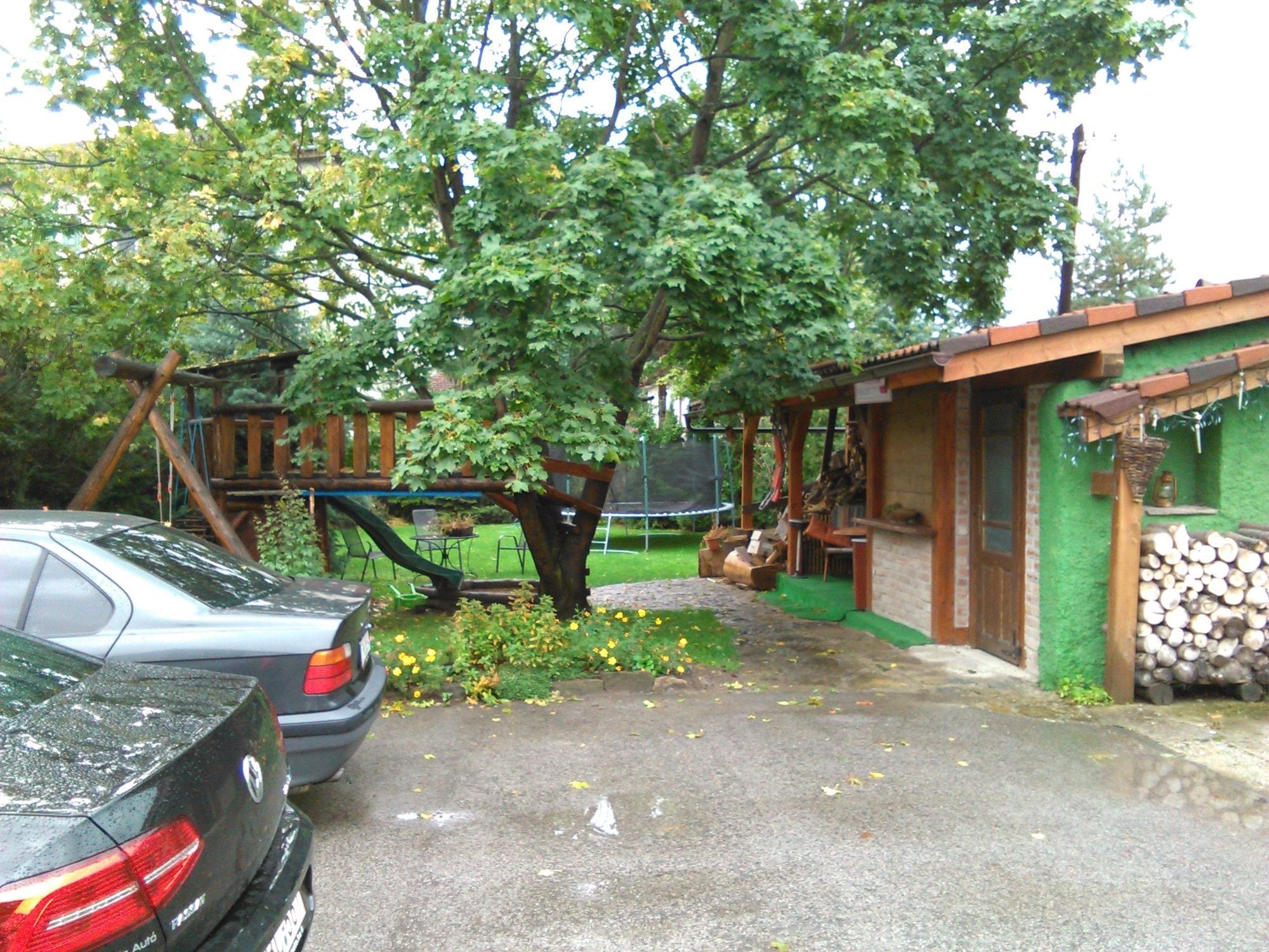 Instalaciones Recreativas Penzion Lampaš