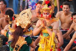 Actividad - Tour clásico por Bali con Uluwatu y espectáculo de danza balinesa.