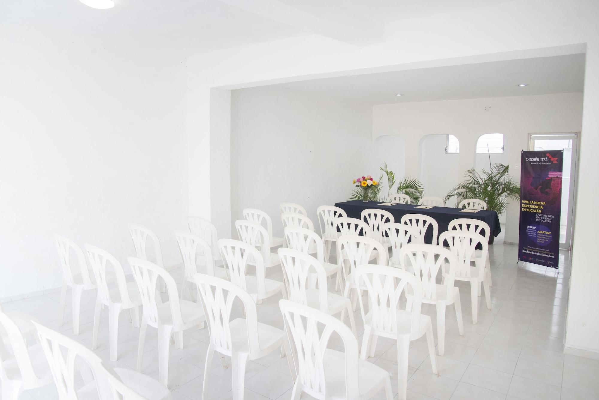 Sala de Reuniones Hotel El Cid Merida